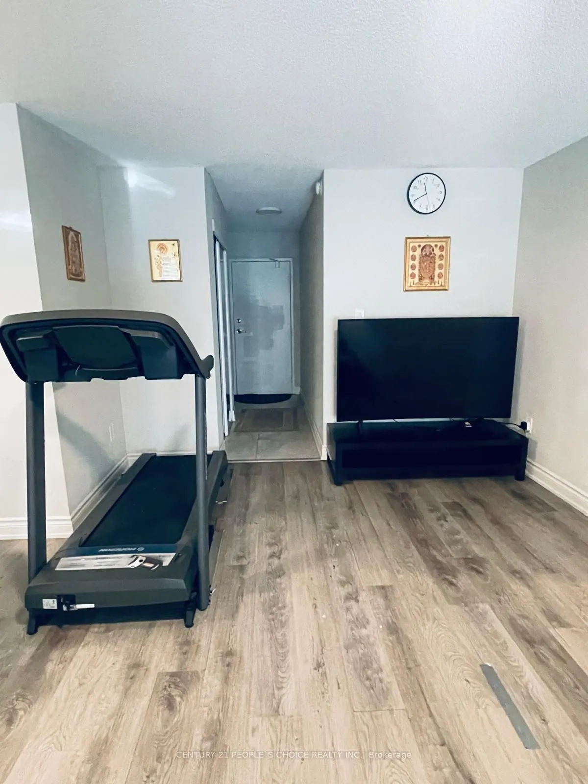 100 Wingarden Court, #216