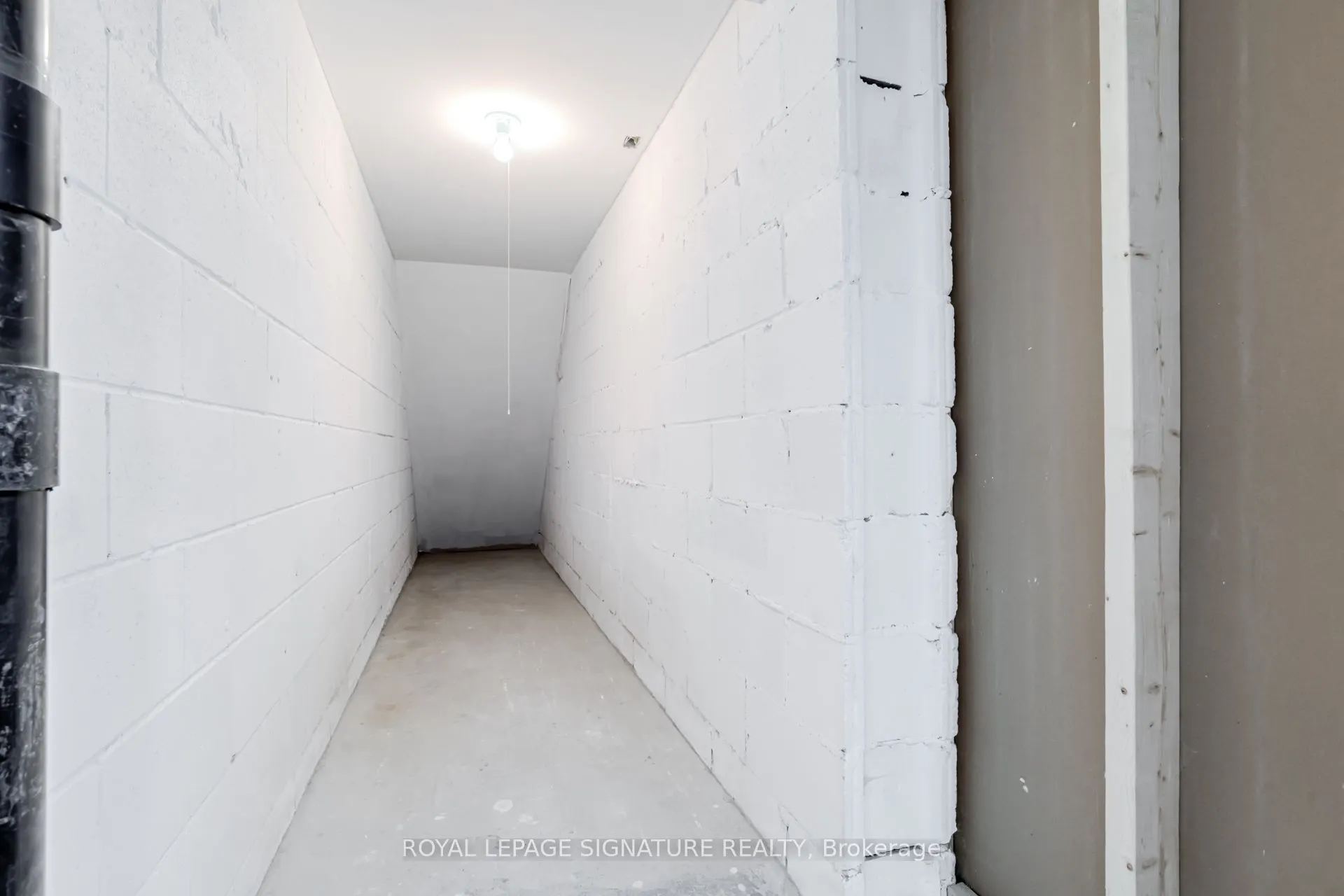 861 O'Connor Drive, #3