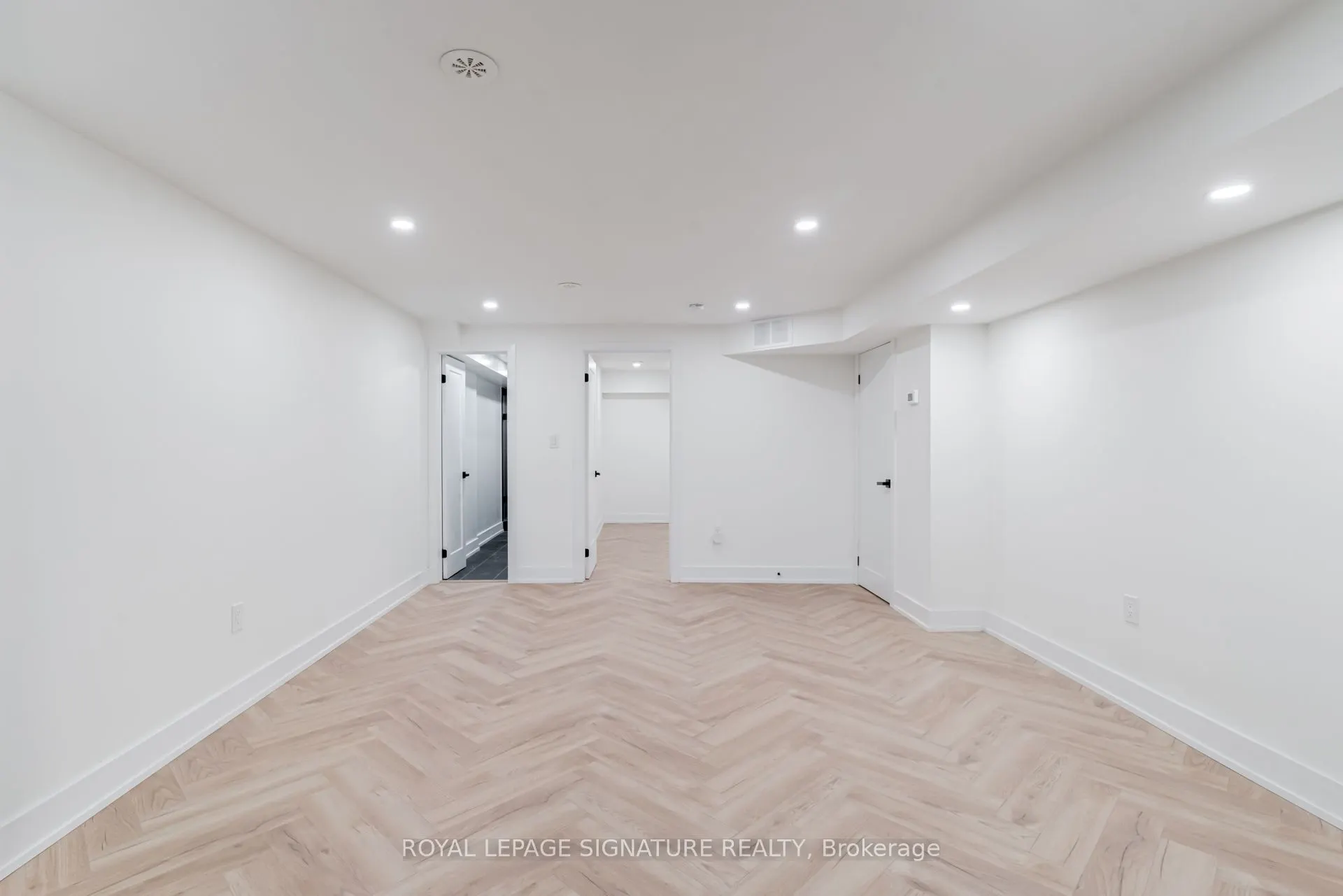 861 O'Connor Drive, #3