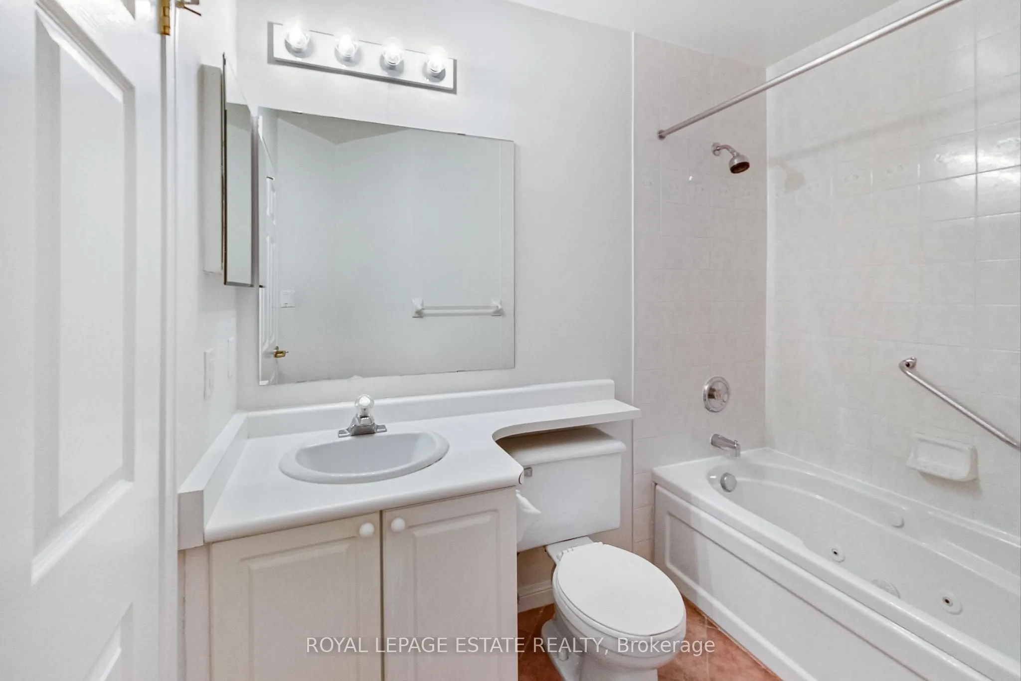 2365 Queen Street E, #202