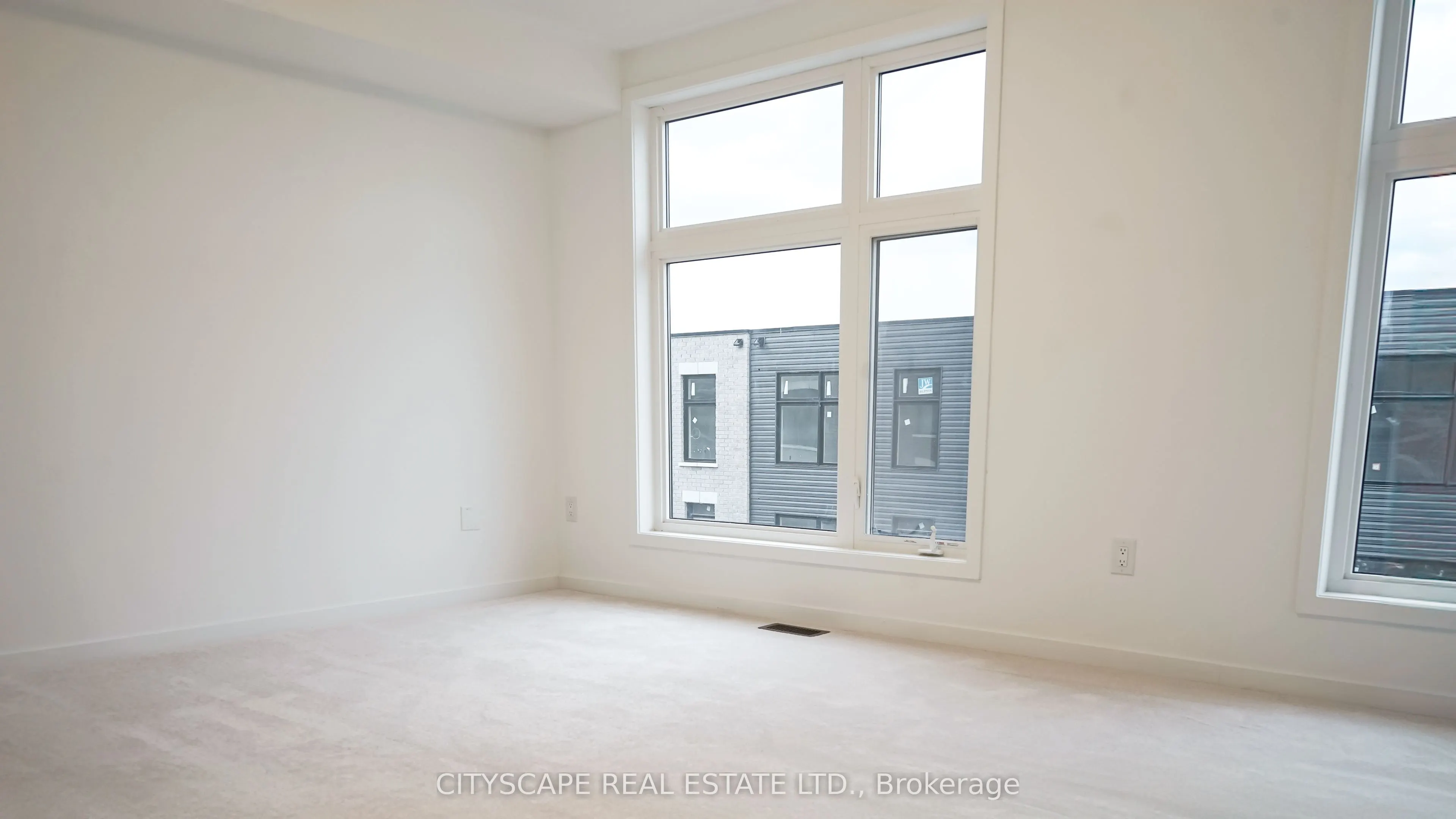 6 Pegler Street E