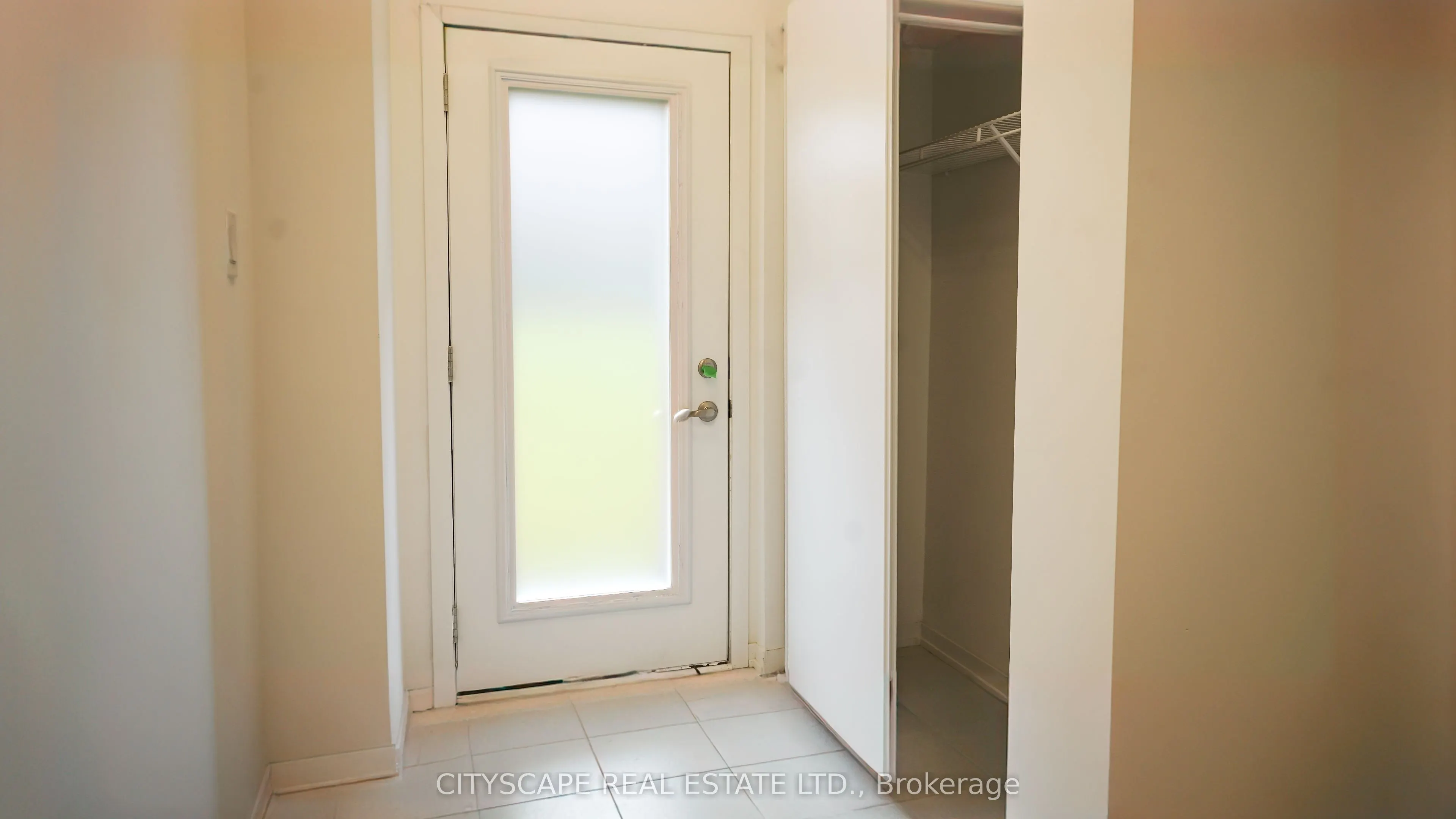 6 Pegler Street E