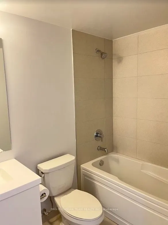 2550 Simcoe Street N #508