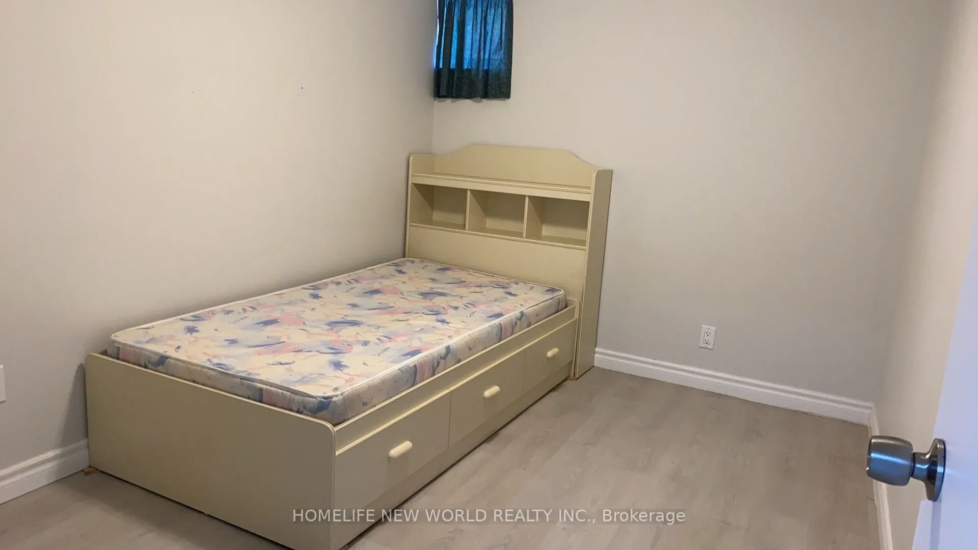 2 Bramber Road, #BSMT