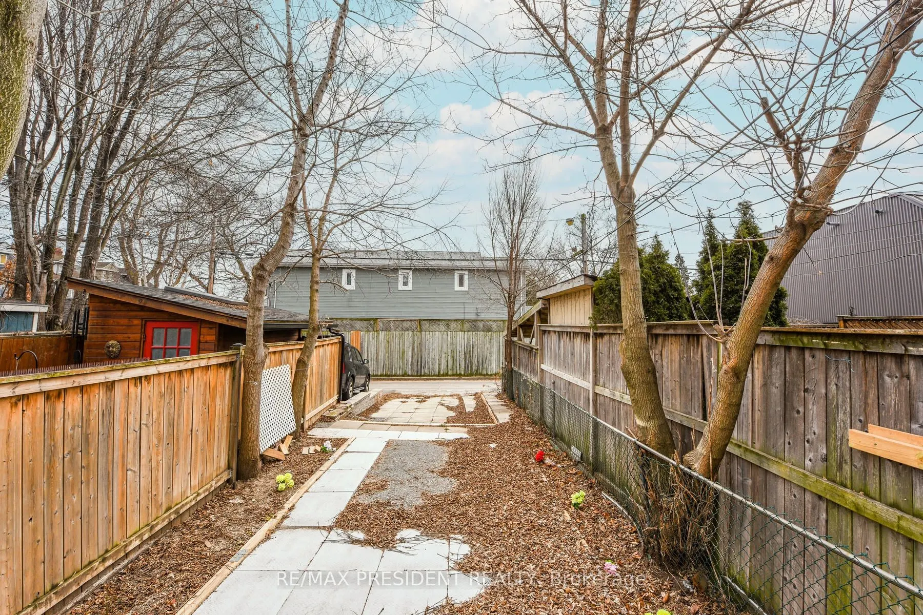 23 Myrtle Avenue