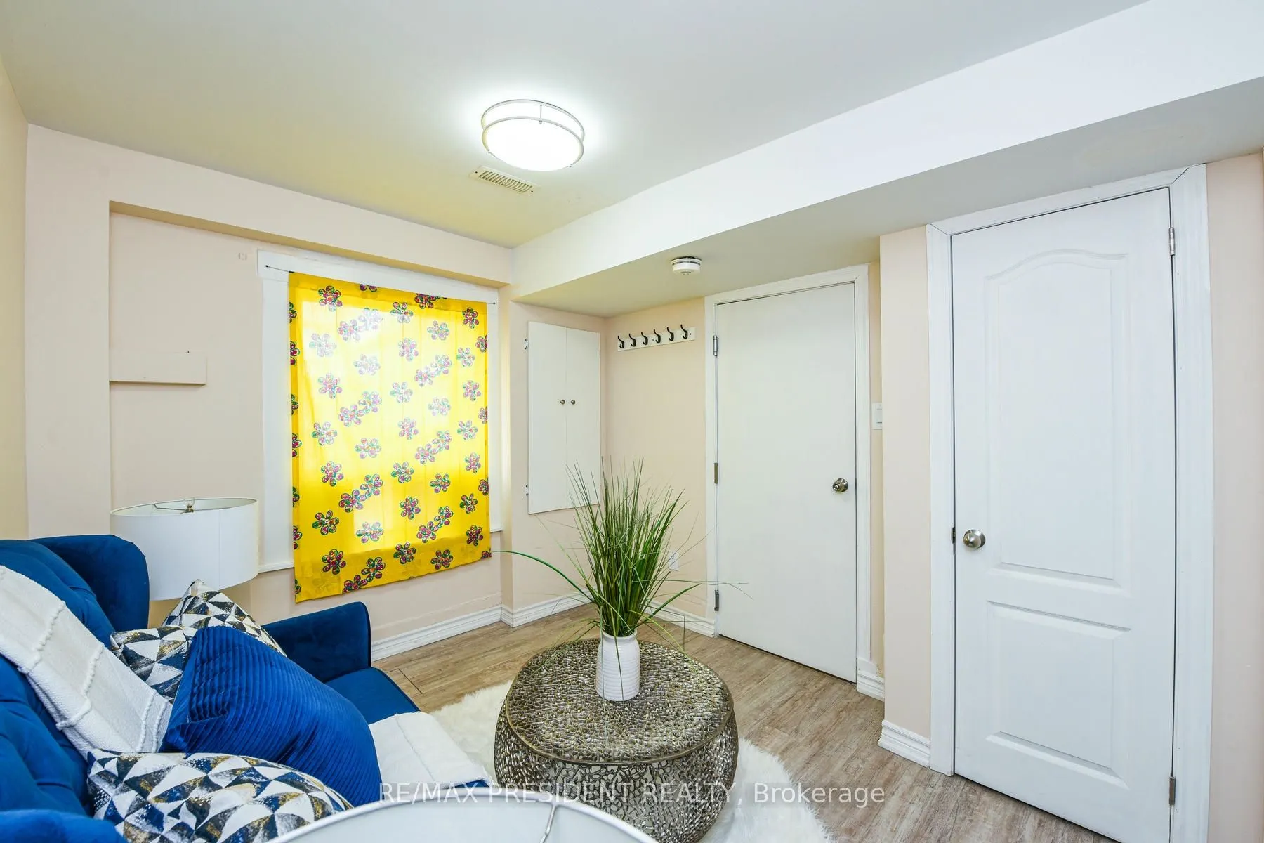 23 Myrtle Avenue