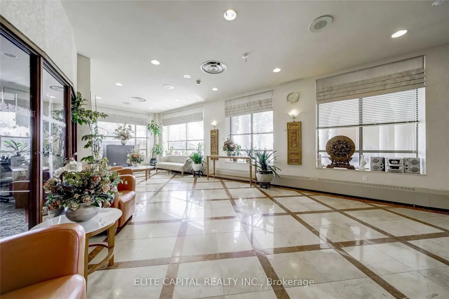3088 Kennedy Road, #PH8