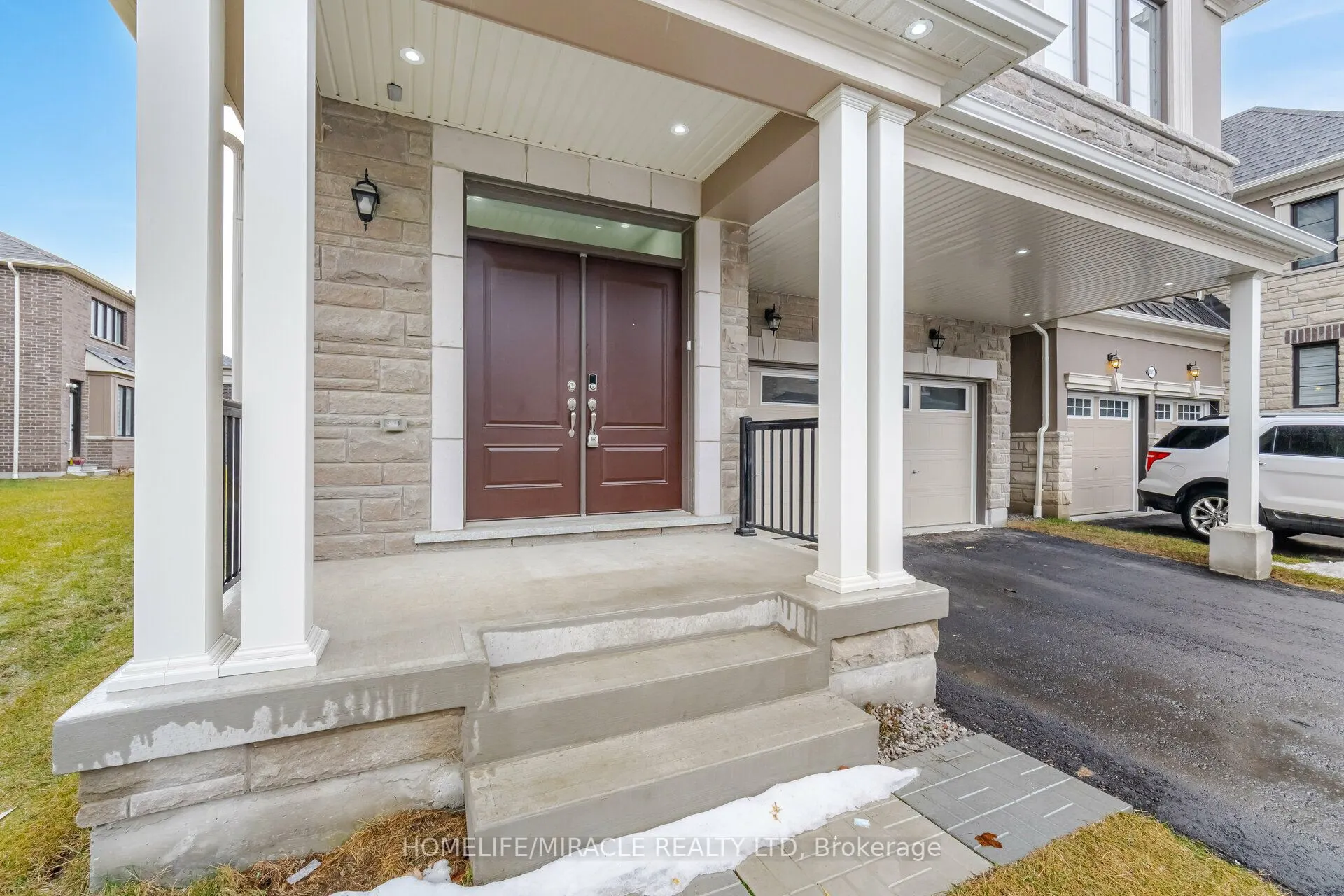 2885 Foxden Square