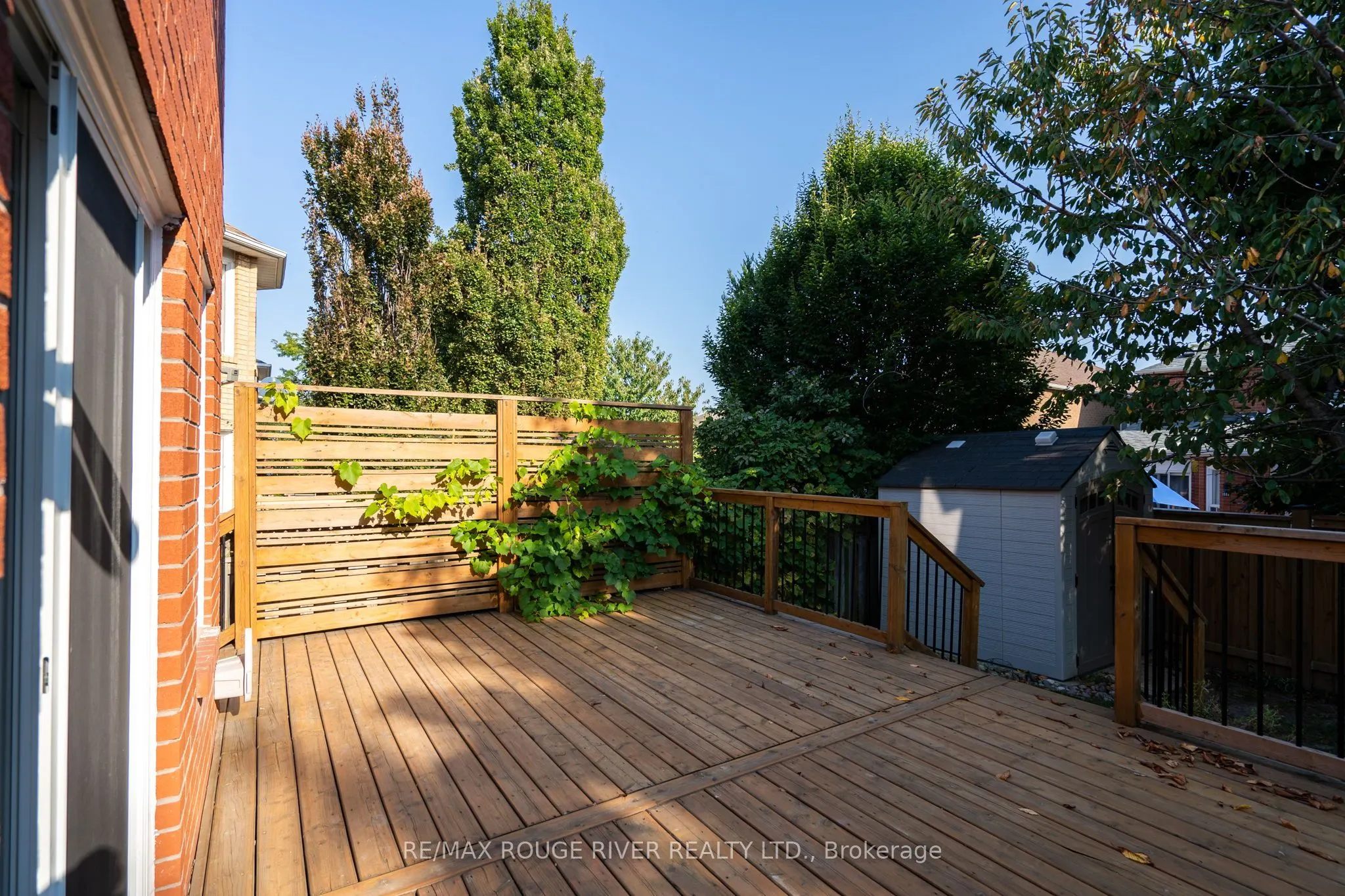 31 Kerrison Drive W