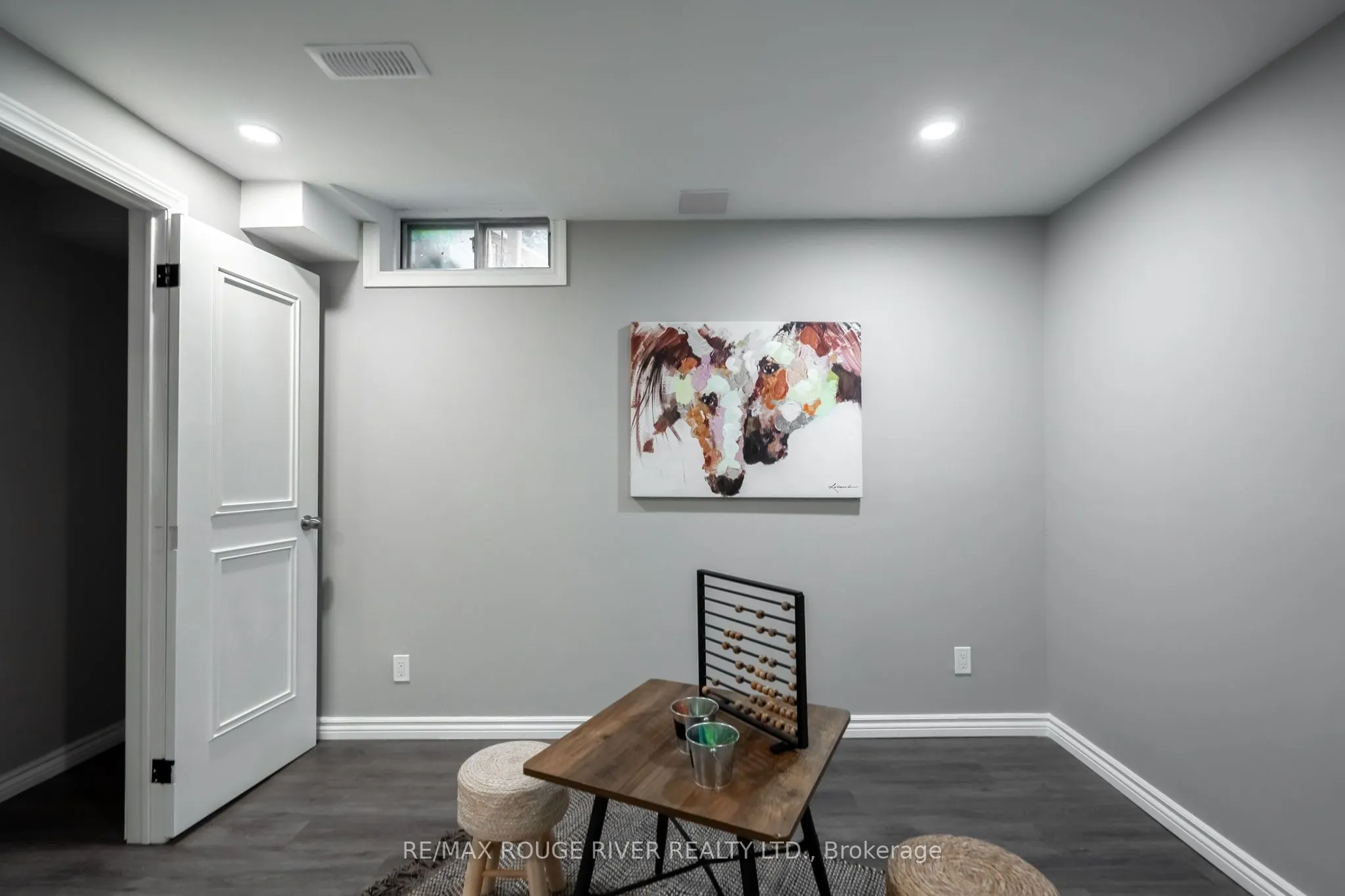 31 Kerrison Drive W