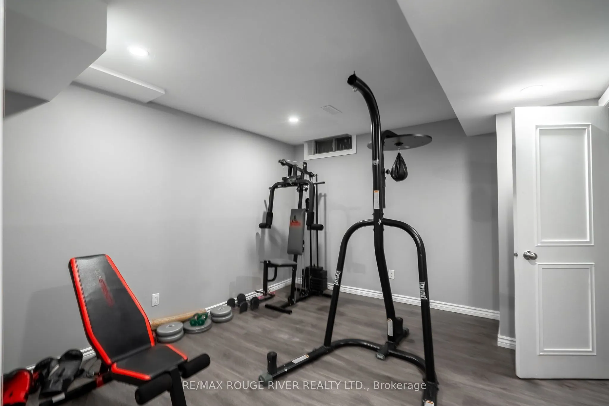 31 Kerrison Drive W