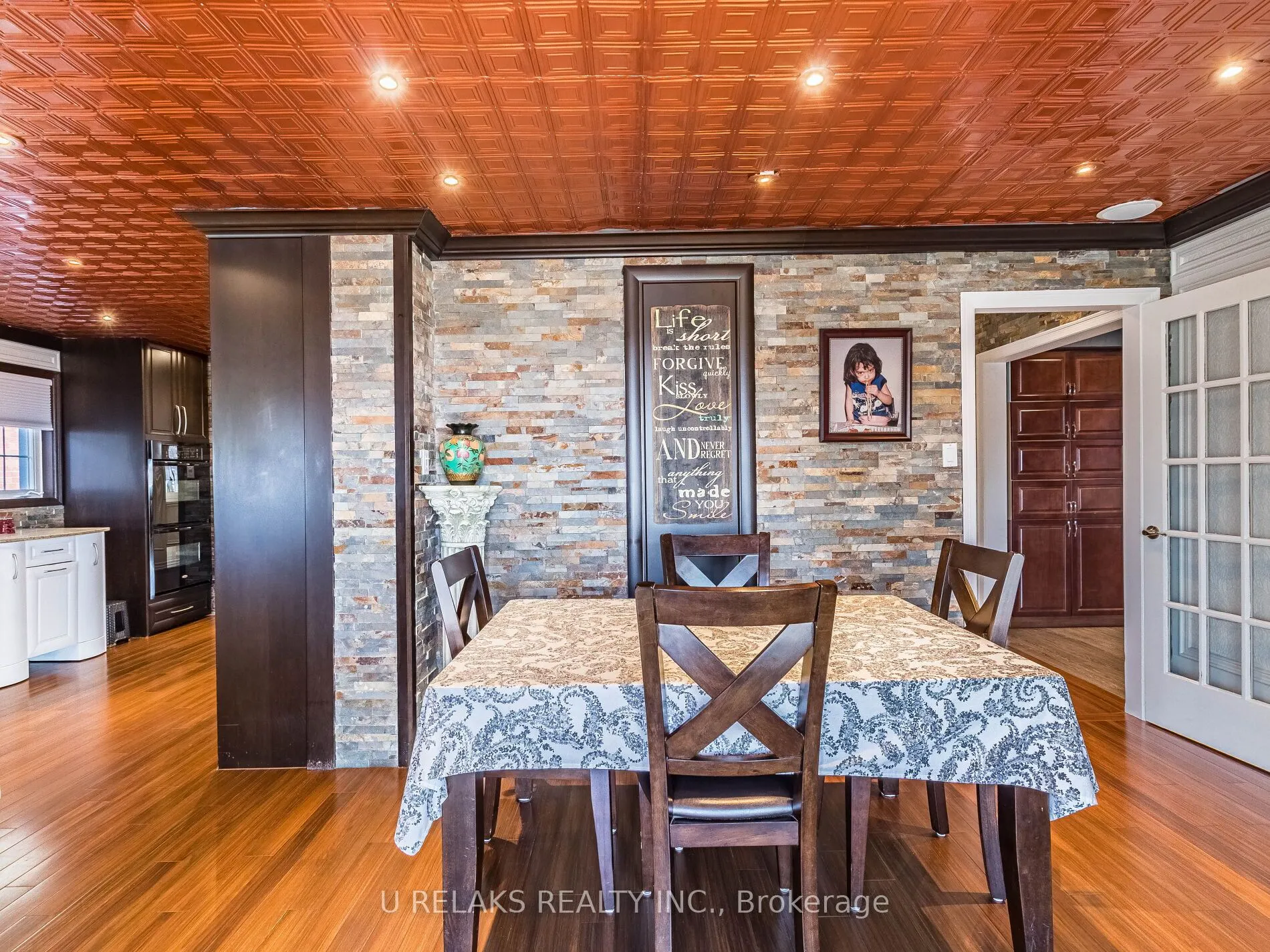 172 Melissa Crescent