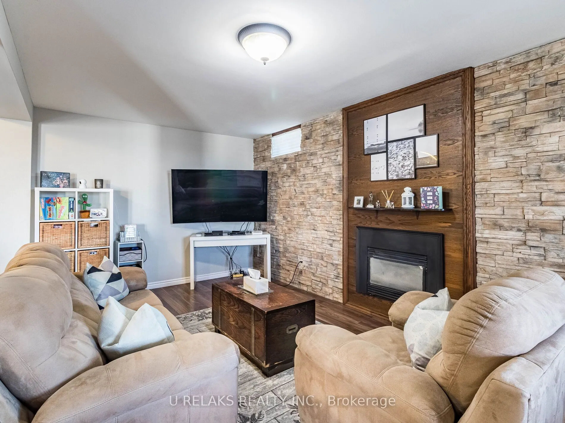 172 Melissa Crescent