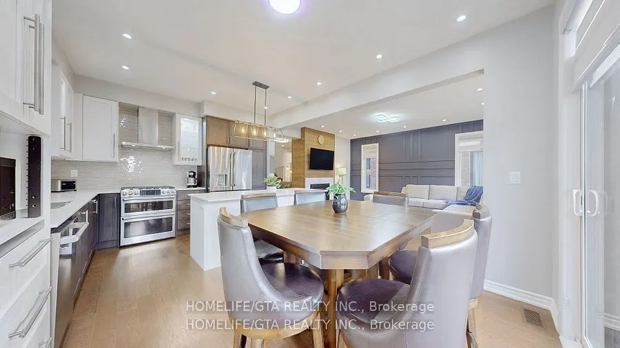 524 Coronation Road