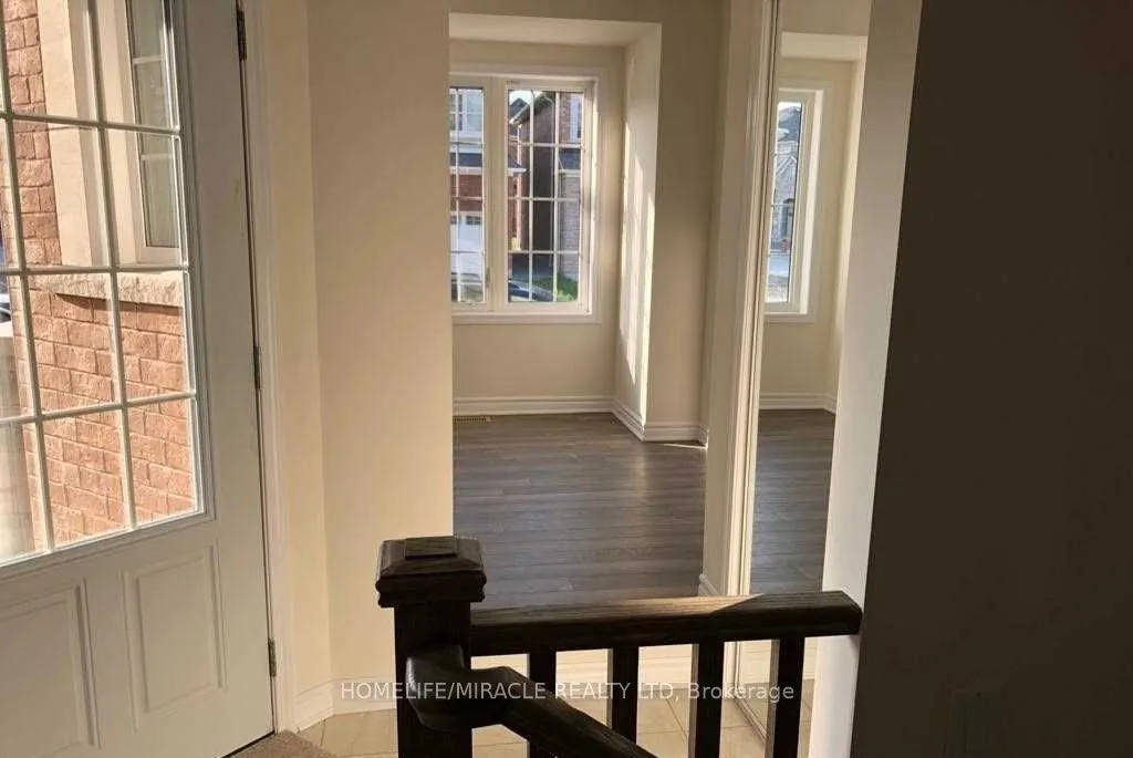 1035 Cameo Street