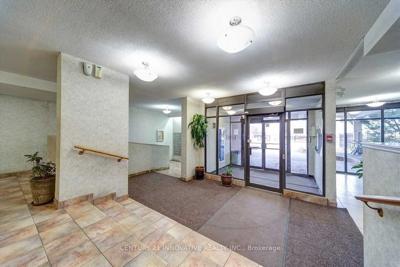 10 Tapscott Road, #1207