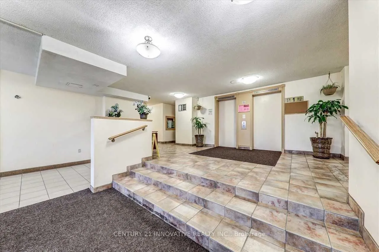 10 Tapscott Road, #1207