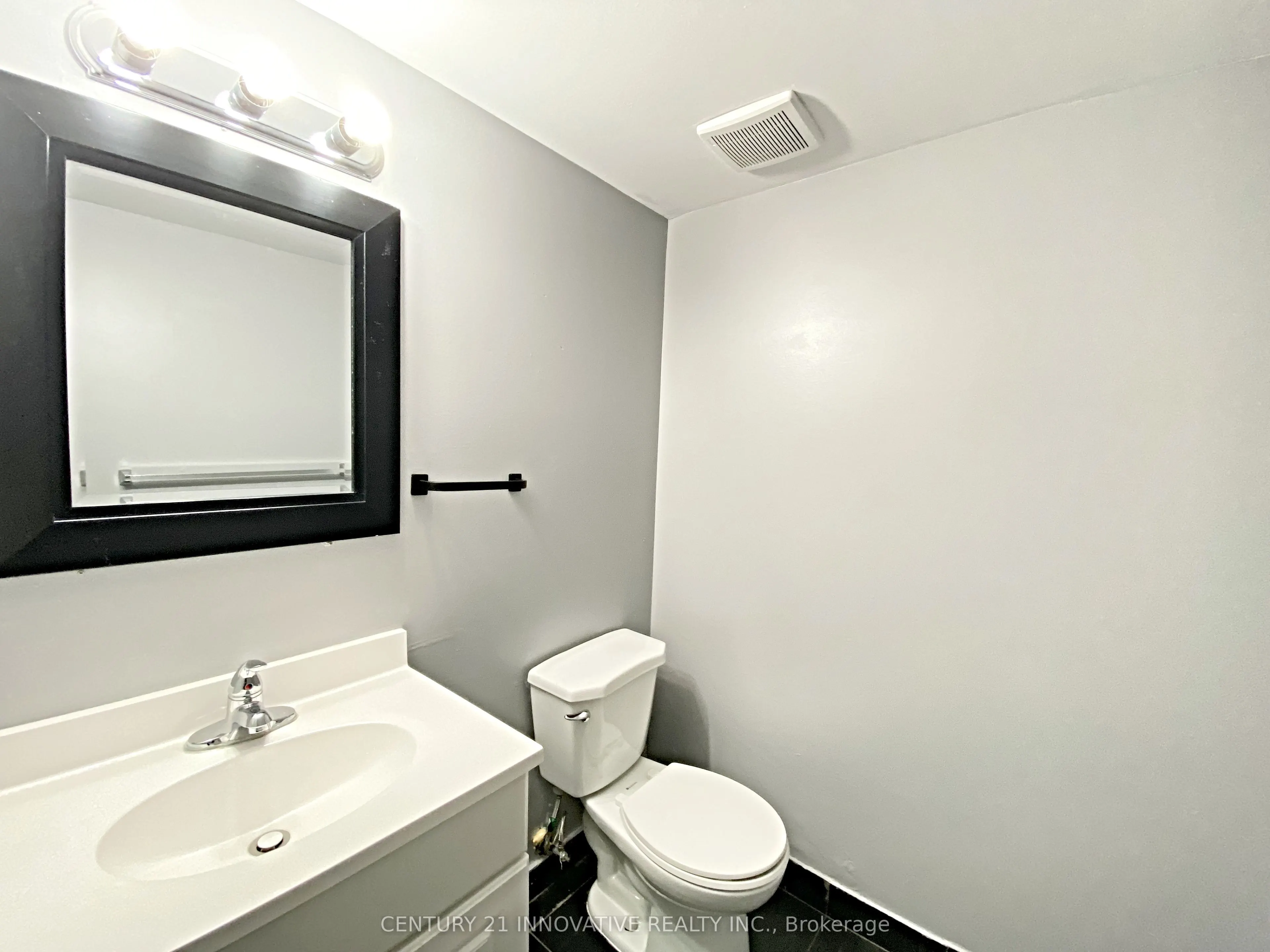 10 Tapscott Road, #1207