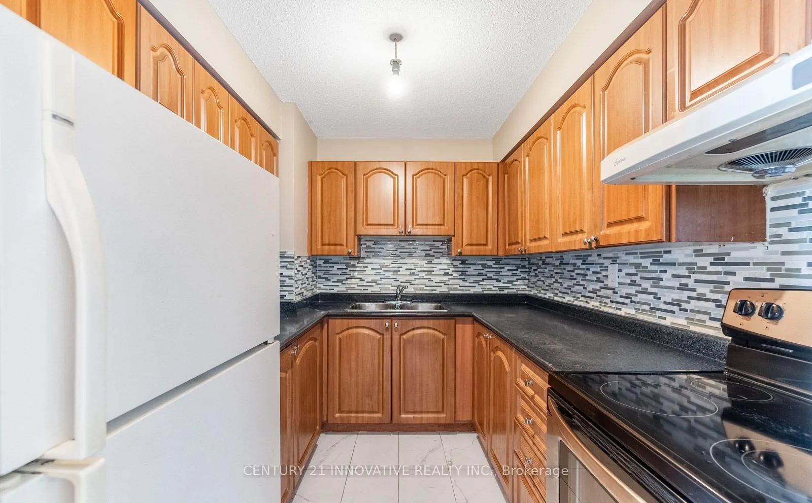 10 Tapscott Road, #1207