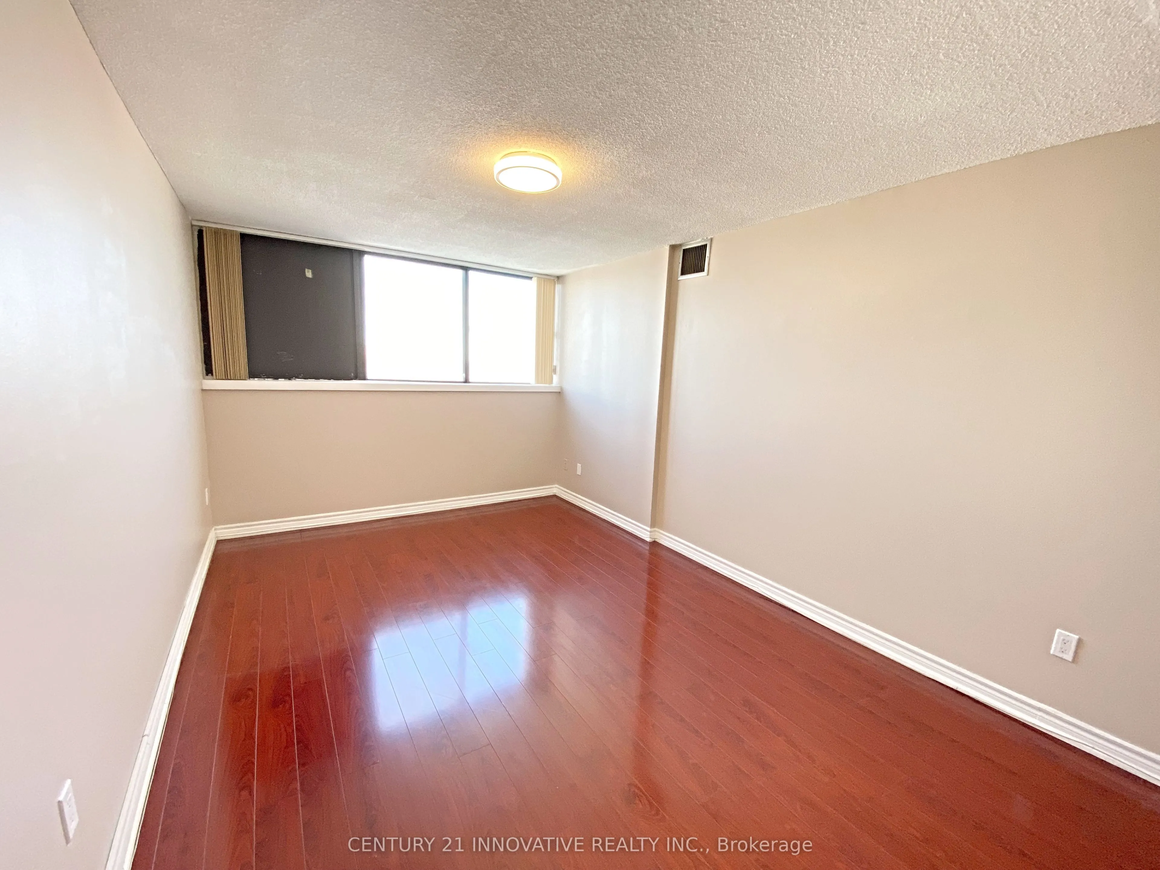 10 Tapscott Road, #1207
