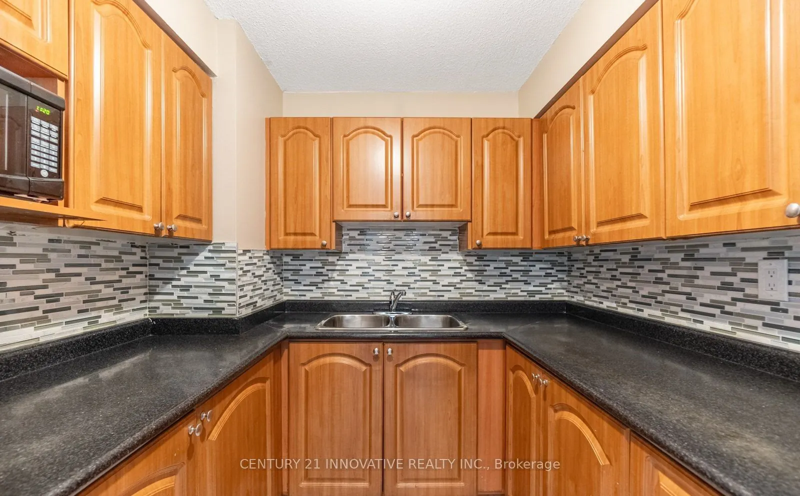 10 Tapscott Road, #1207