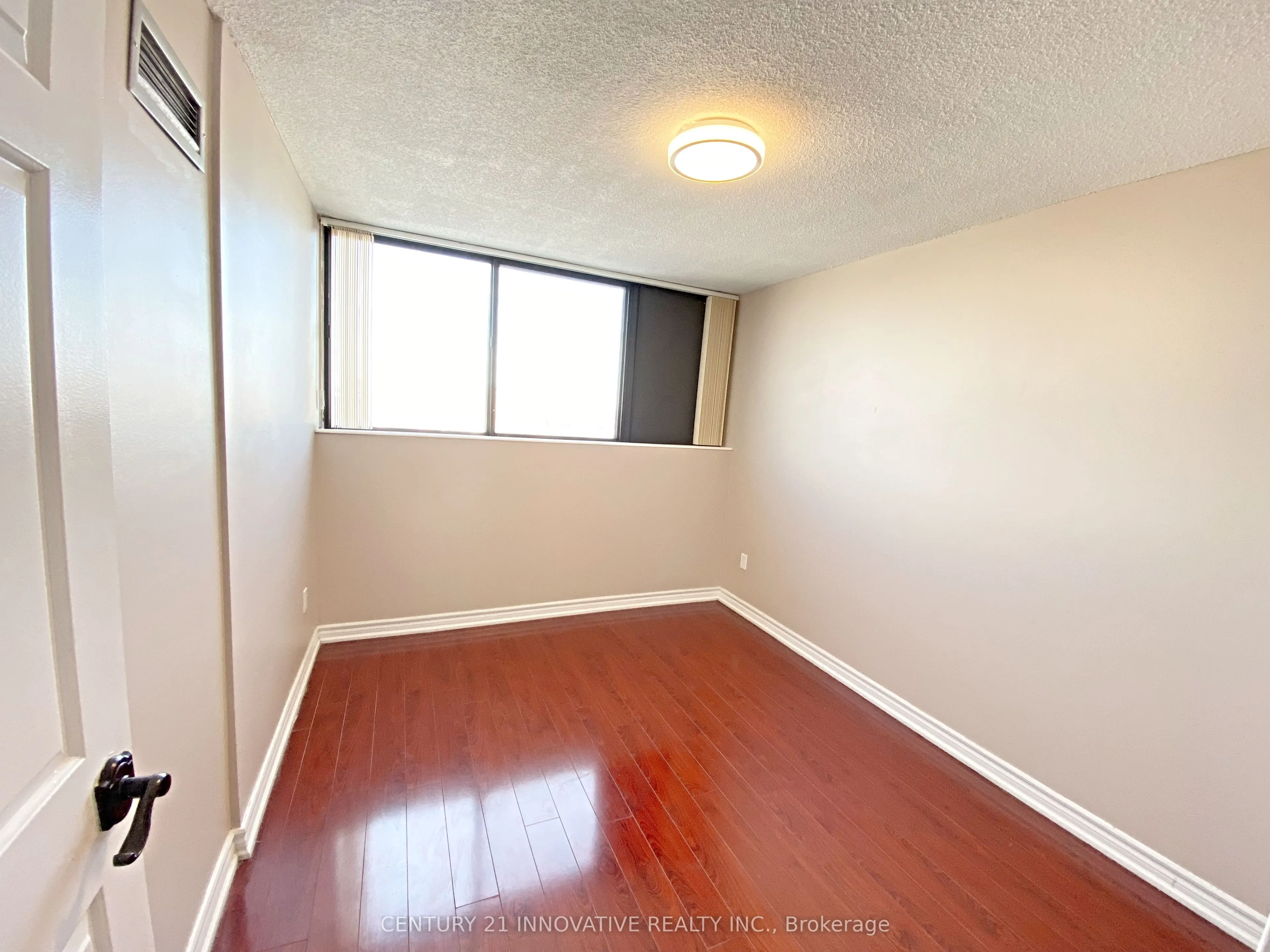 10 Tapscott Road, #1207