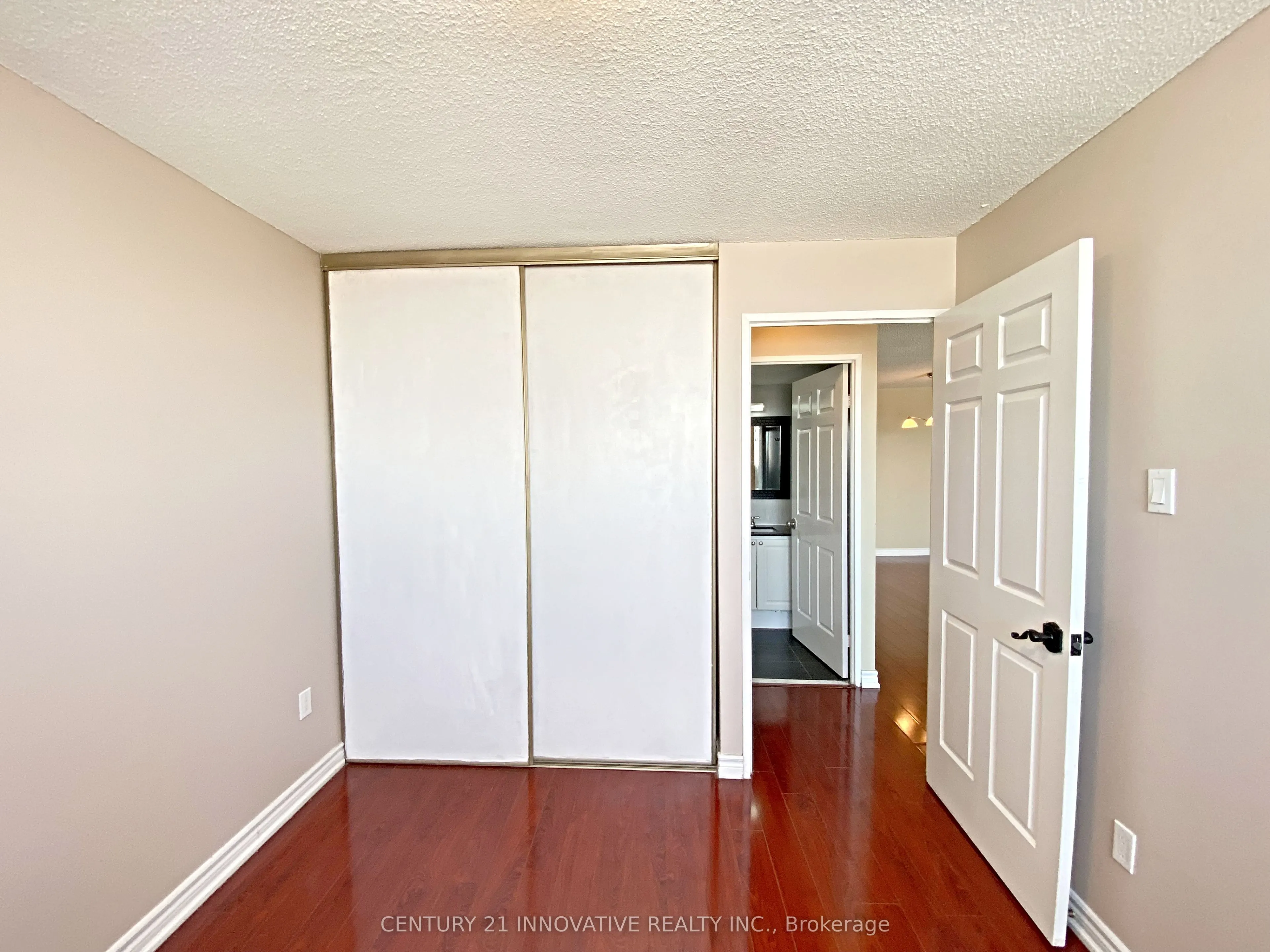 10 Tapscott Road, #1207