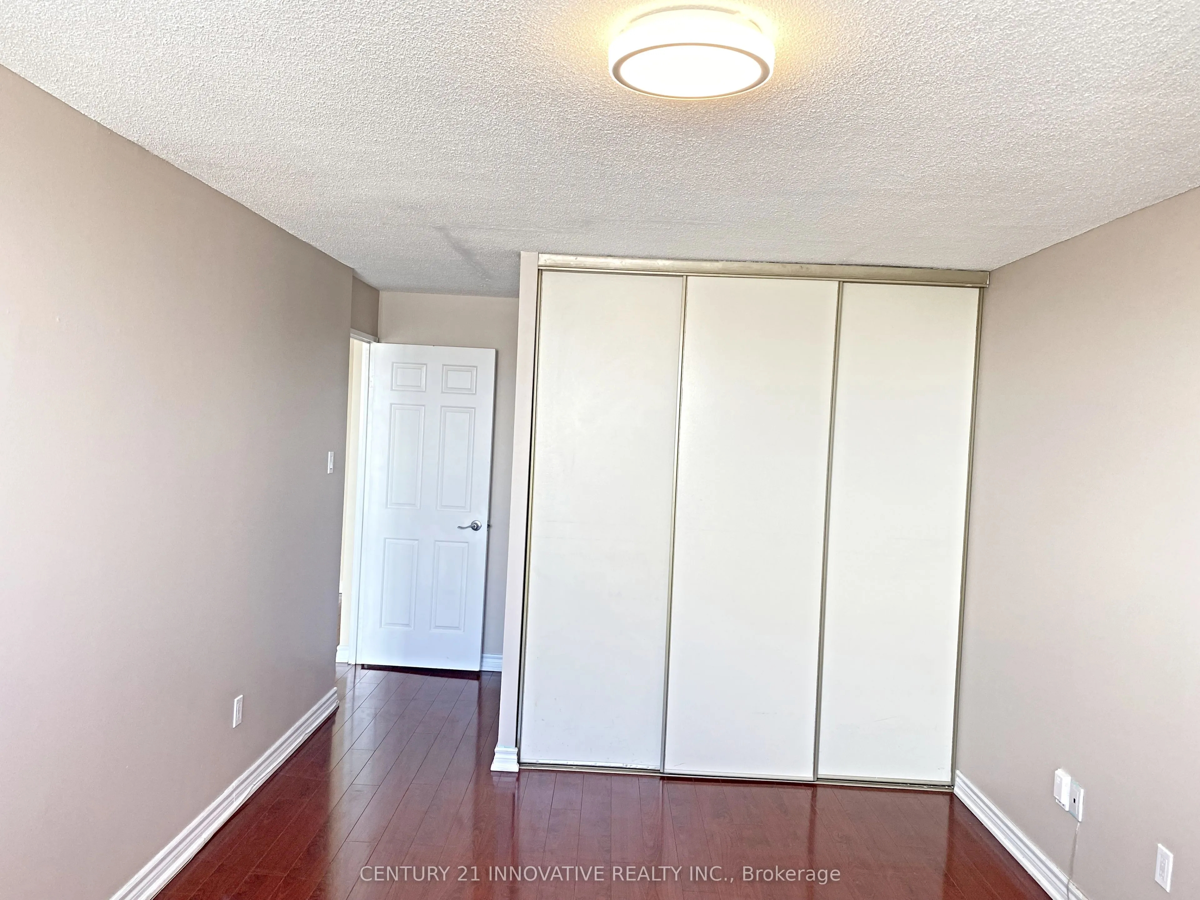 10 Tapscott Road, #1207