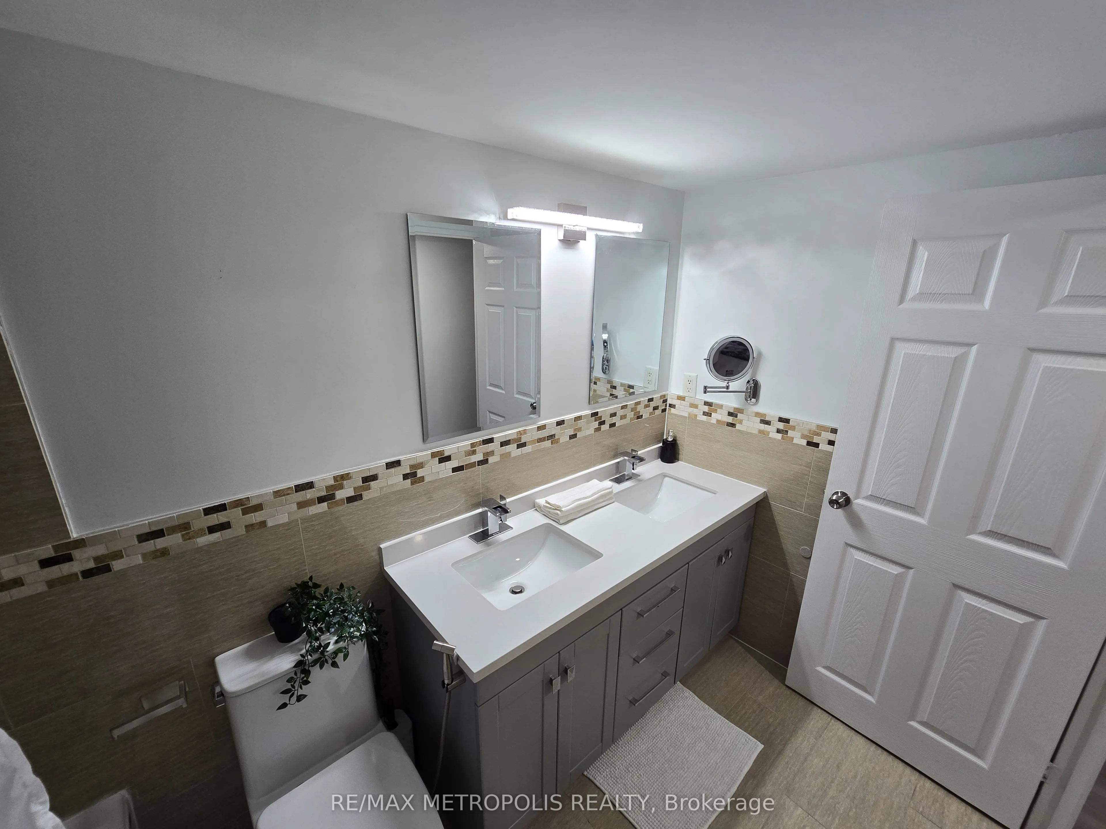 1701 Mccowan Road, #107