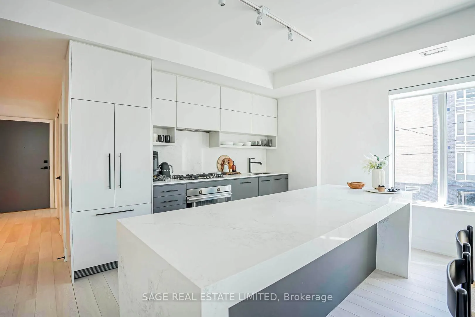 1888 Queen Street E #206