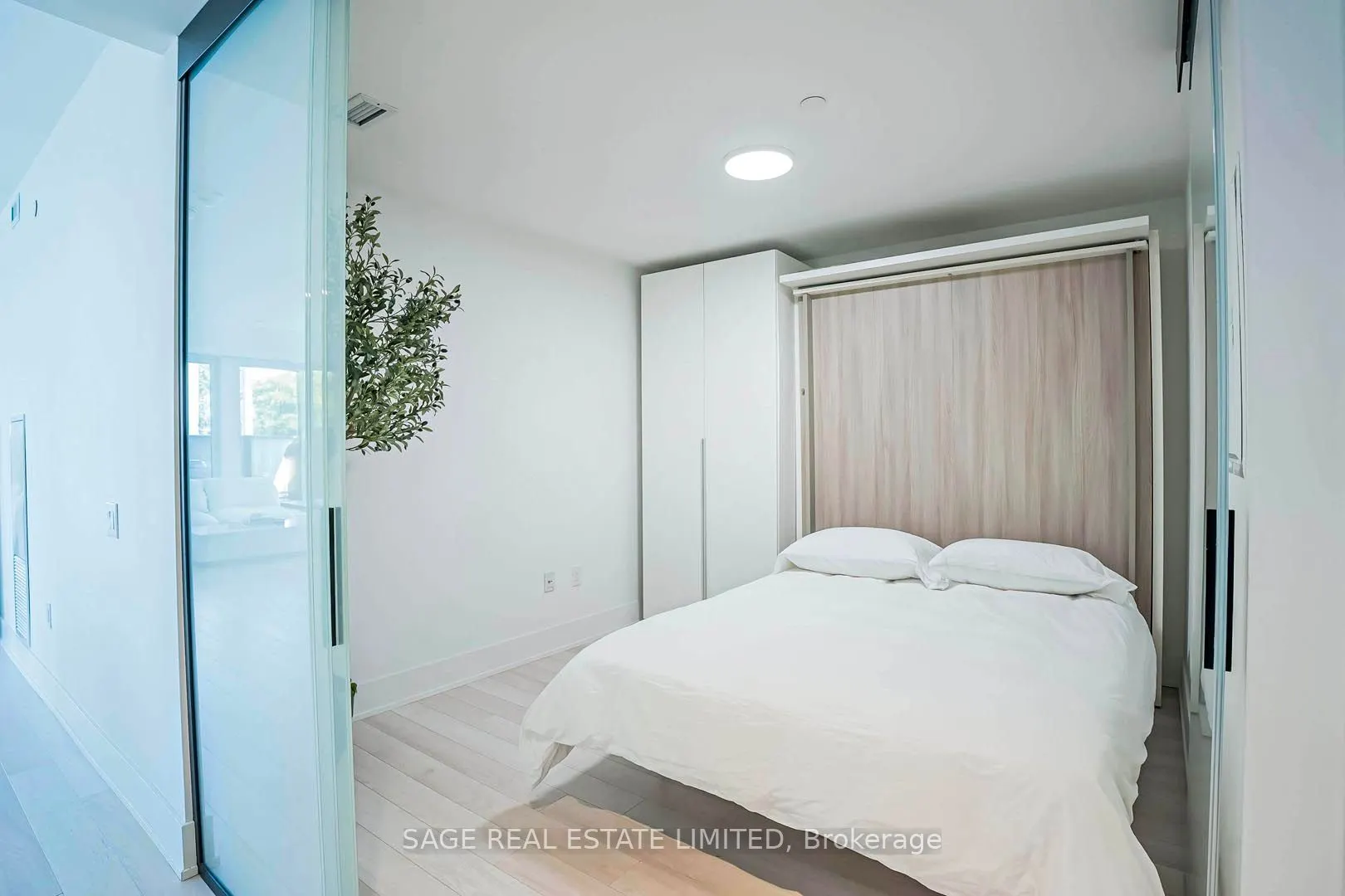 1888 Queen Street E #206