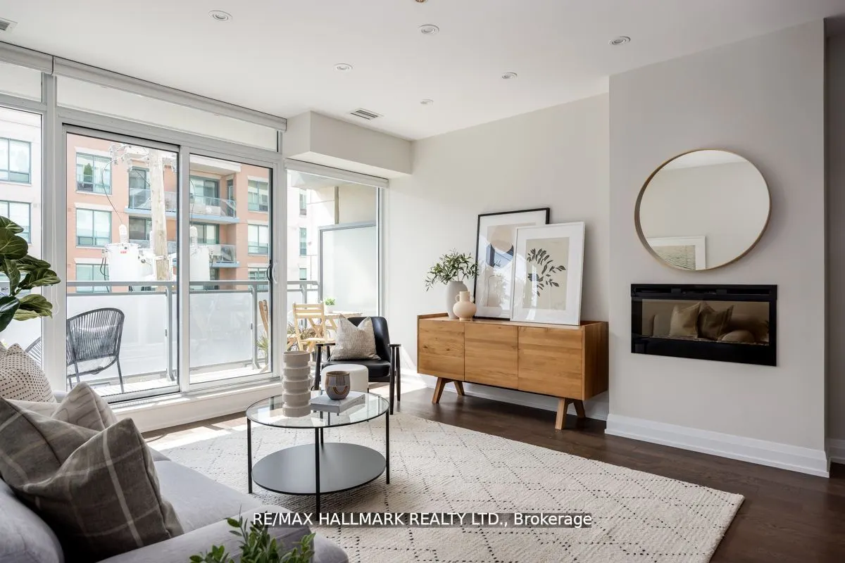 200 Woodbine Avenue, #304