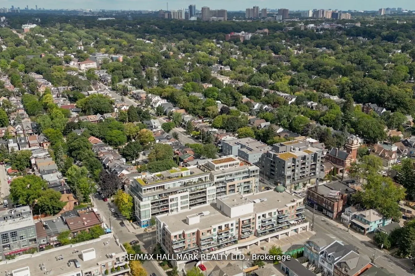 200 Woodbine Avenue, #304