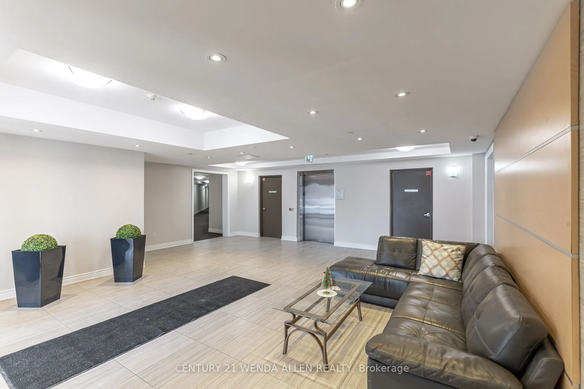 84 Aspen Springs Drive, #211