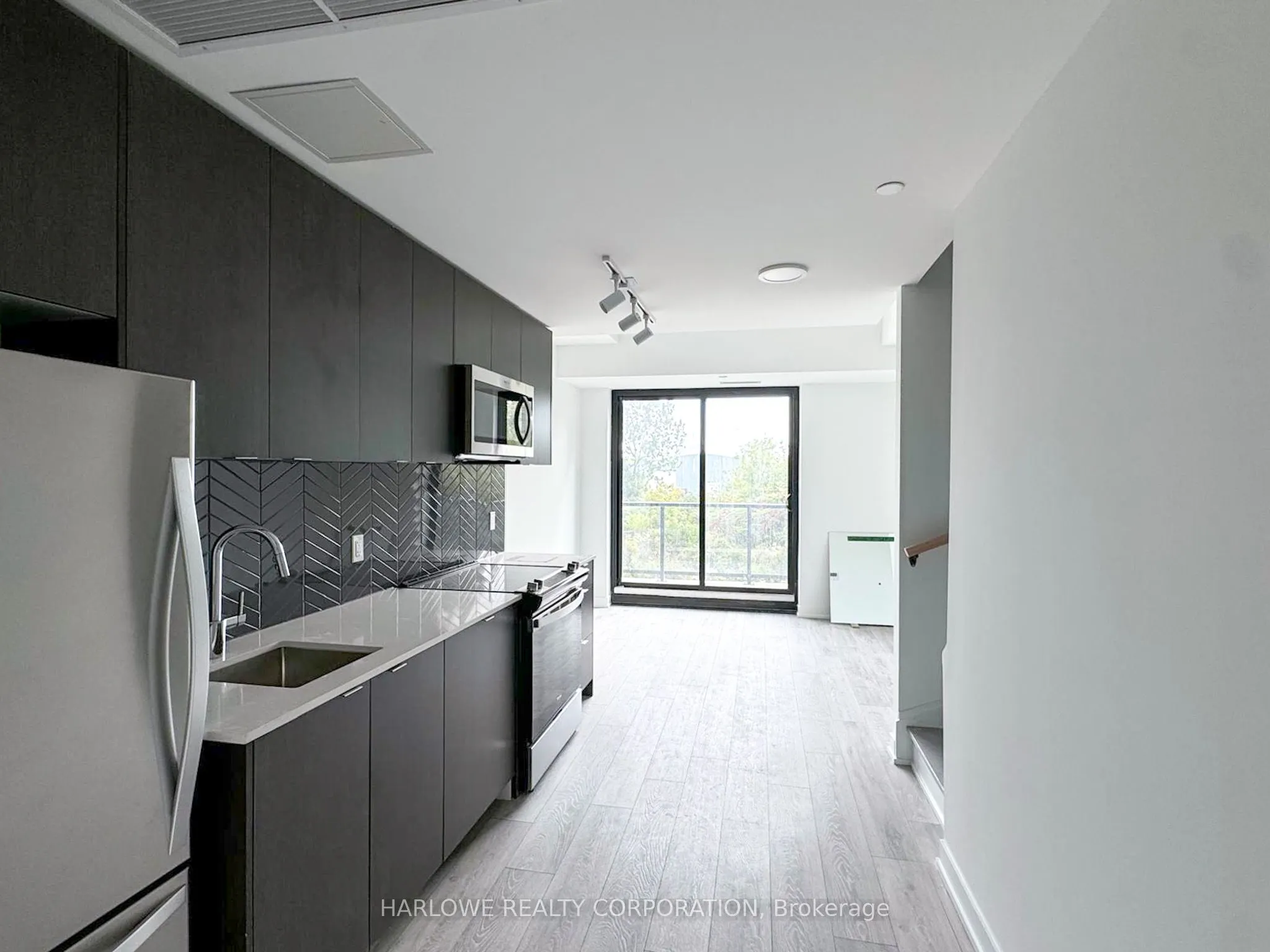1608 Charles Street, #186 F