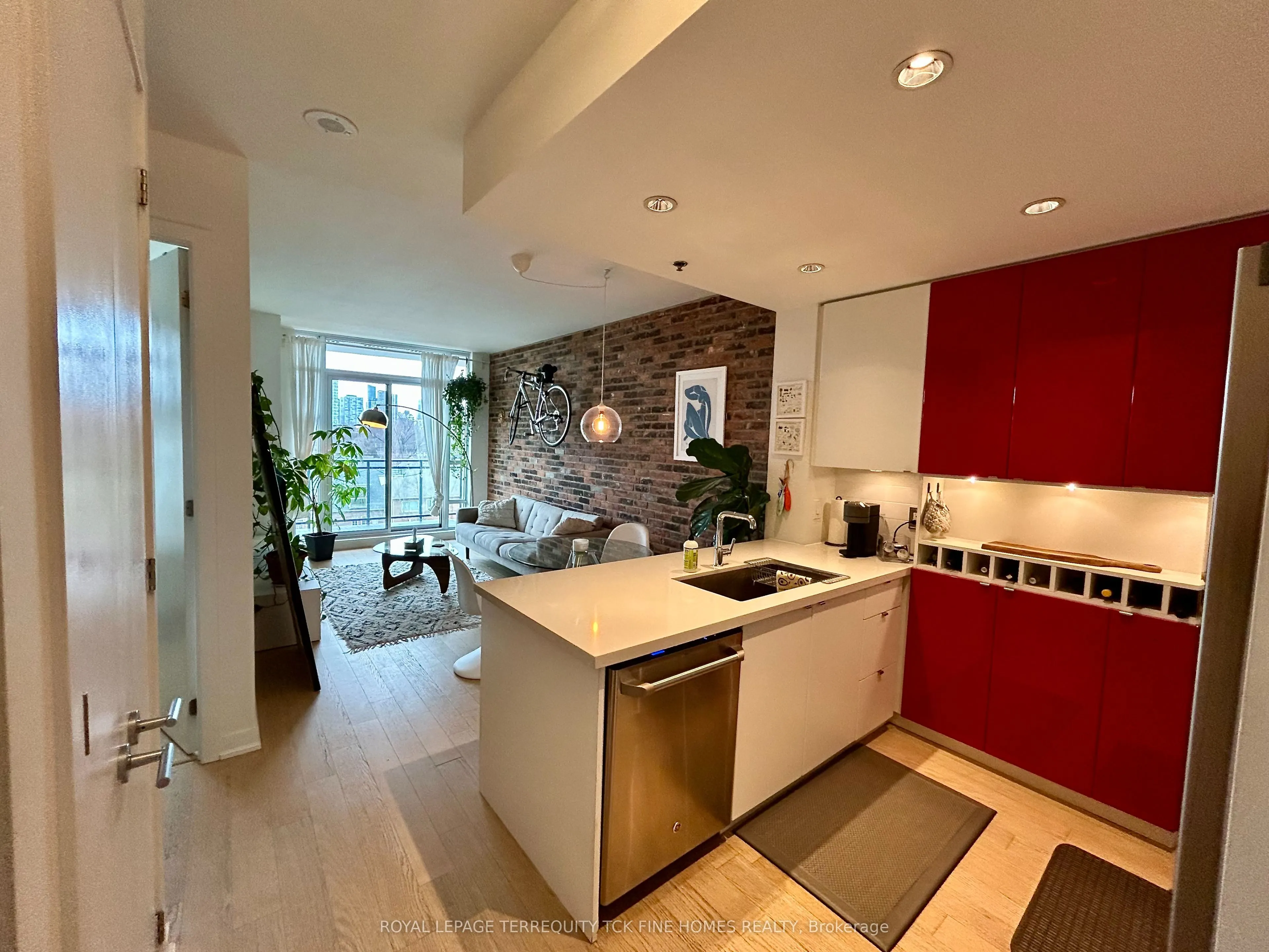 88 Colgate Avenue, #628