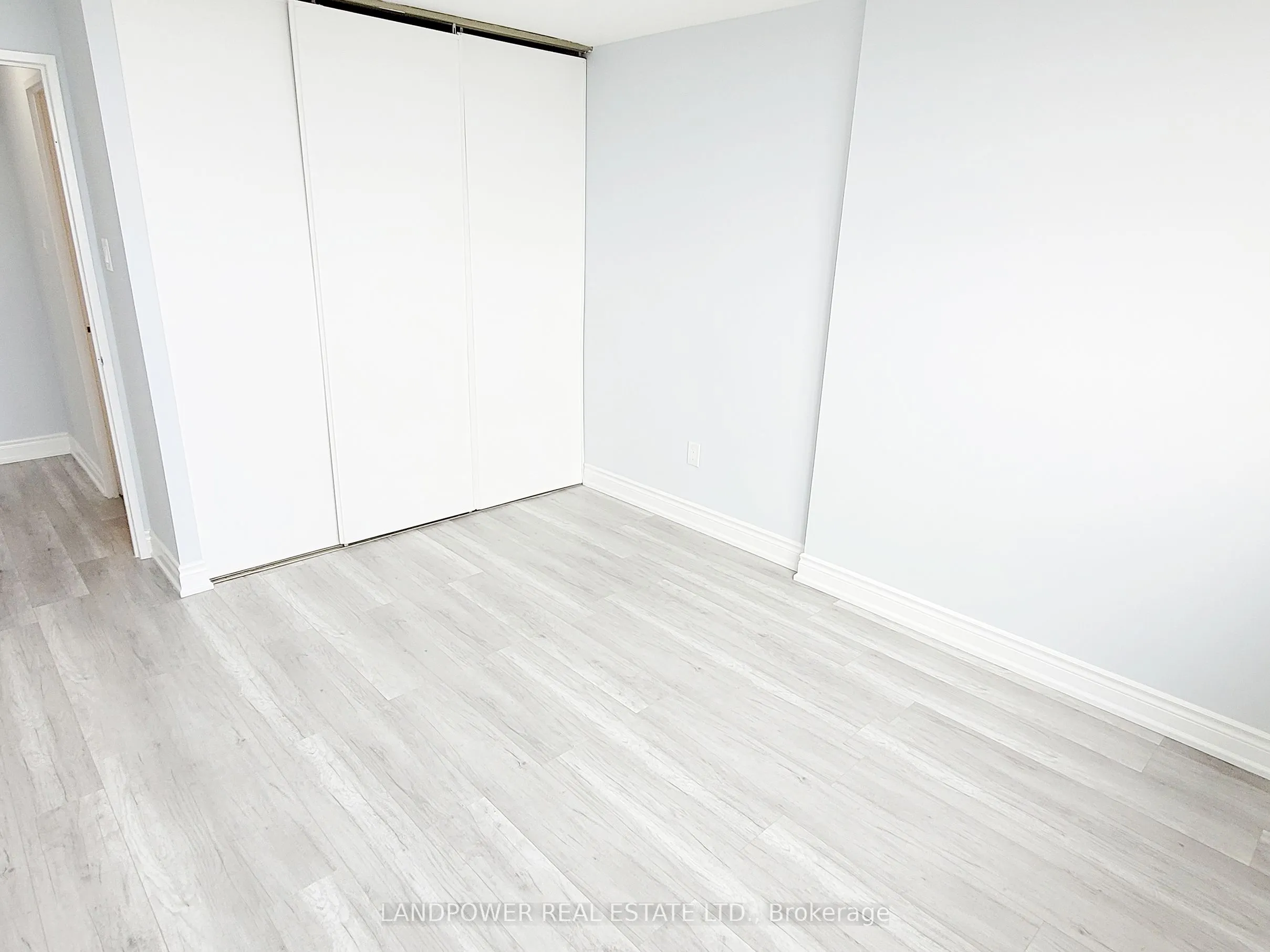 10 Tapscott Road, #1011