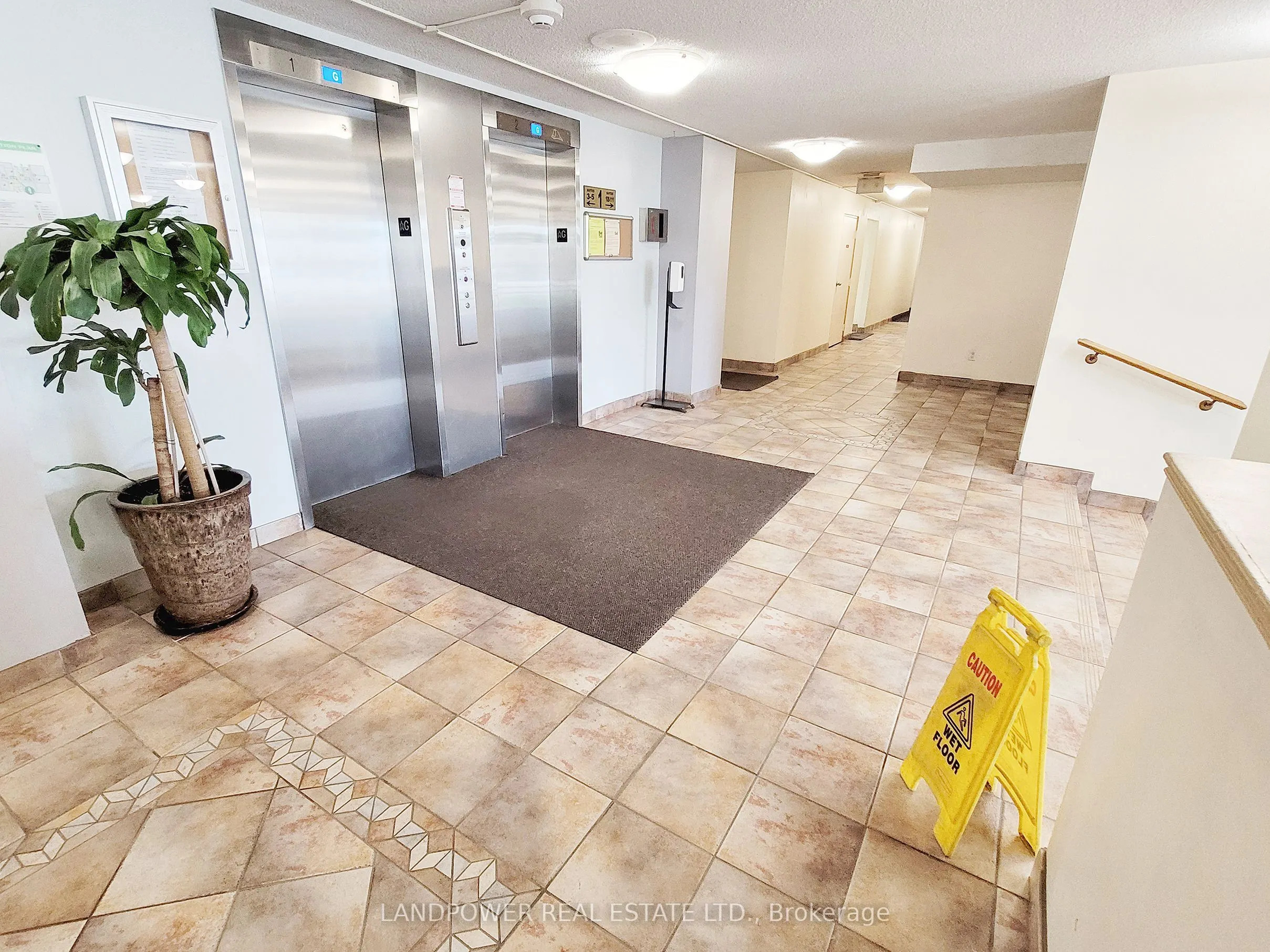 10 Tapscott Road, #1011