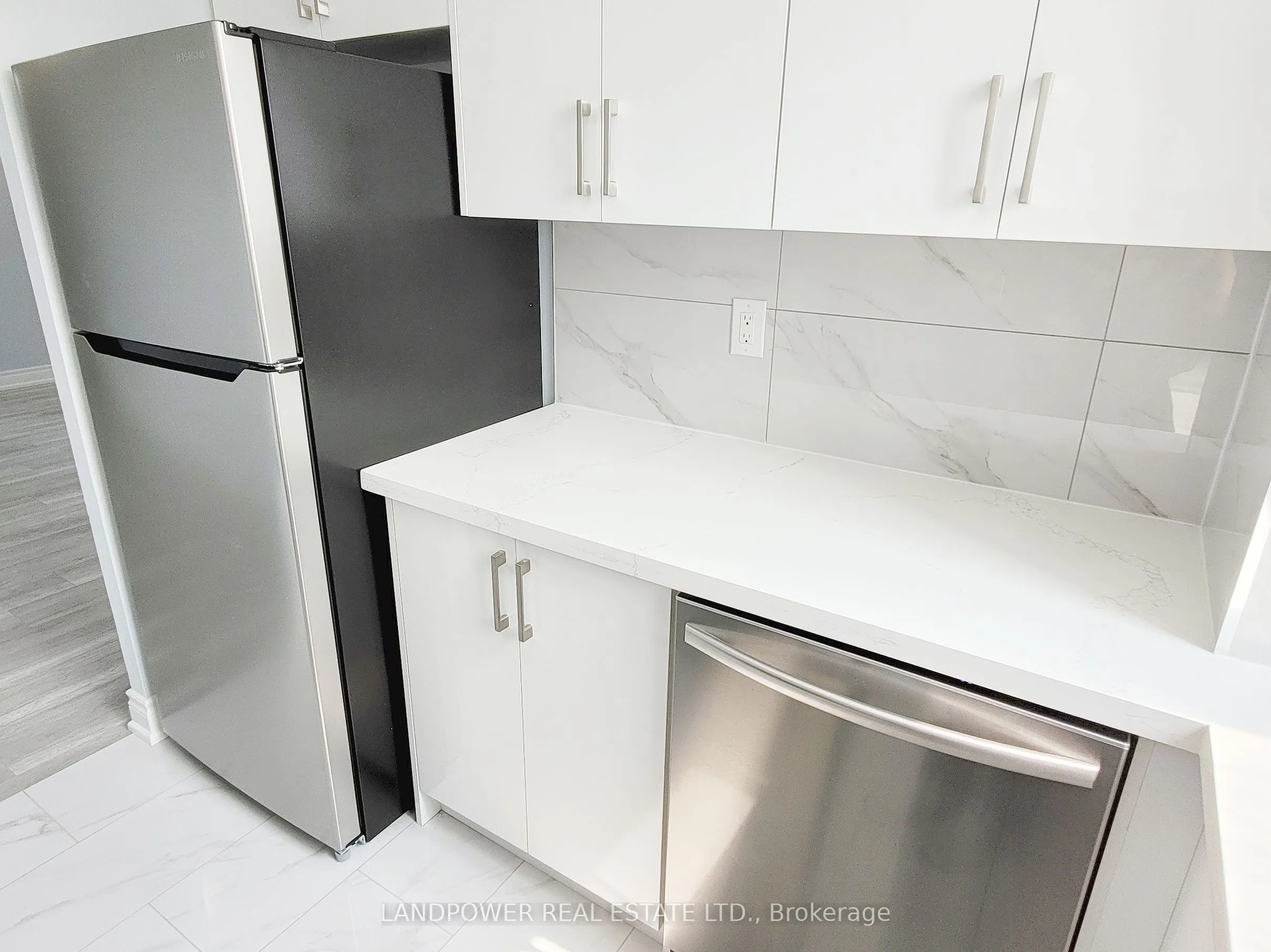 10 Tapscott Road, #1011