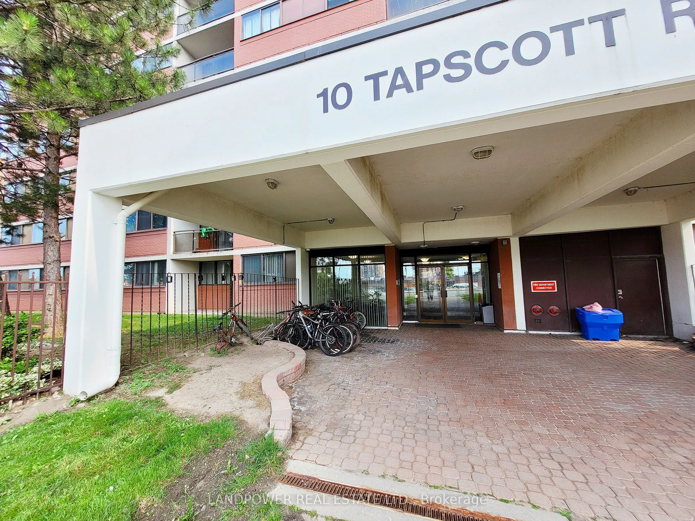 10 Tapscott Road, #1011