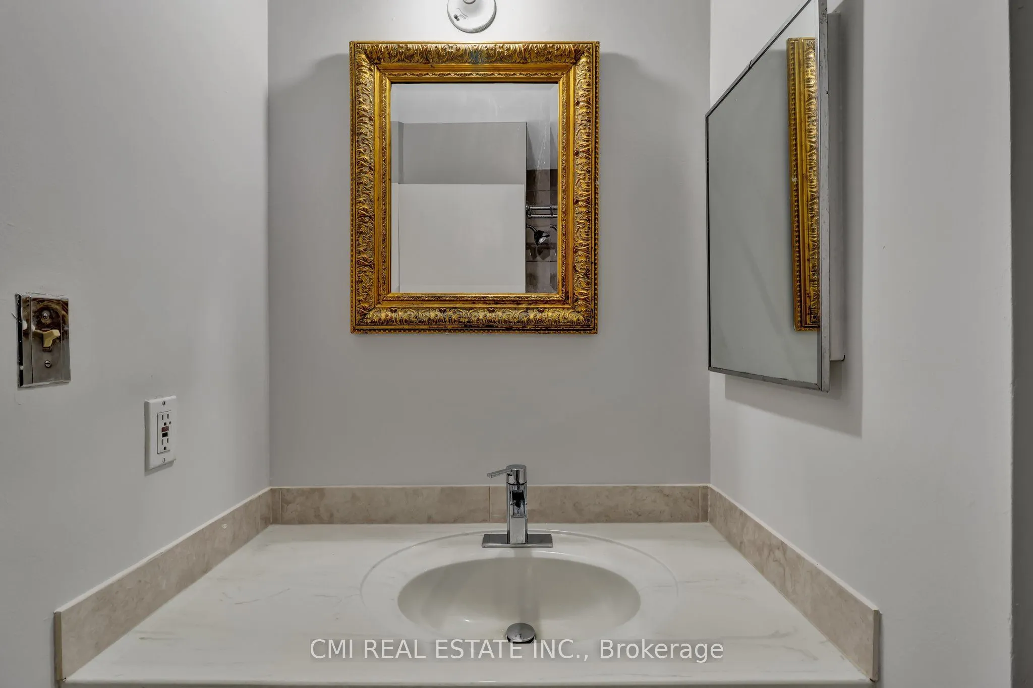 270 TIMBERBANK Boulevard, #6
