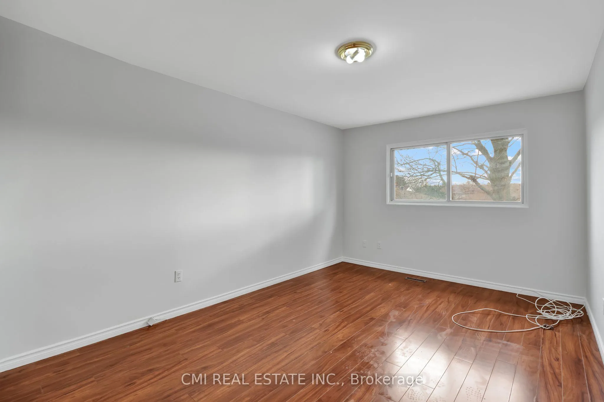 270 TIMBERBANK Boulevard, #6