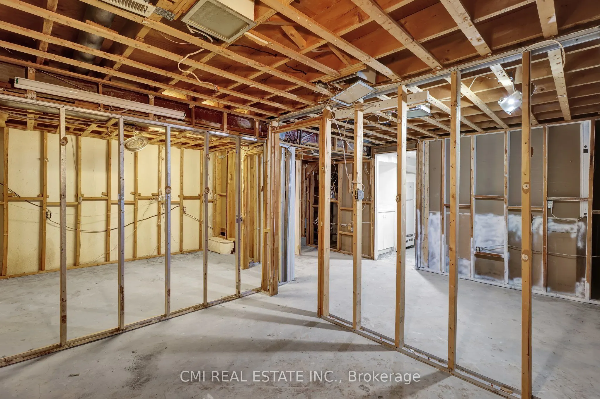 270 TIMBERBANK Boulevard, #6
