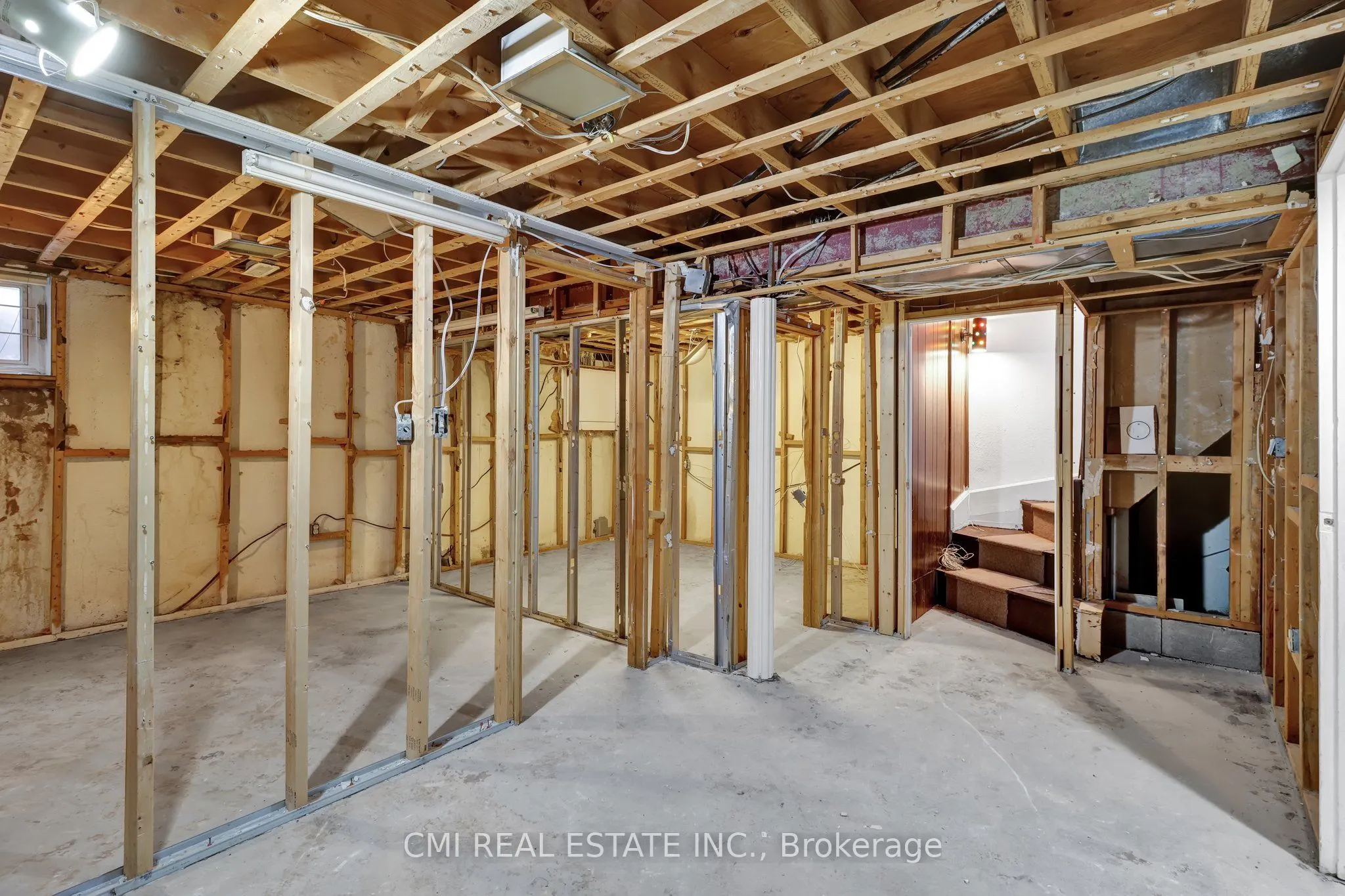 270 TIMBERBANK Boulevard, #6