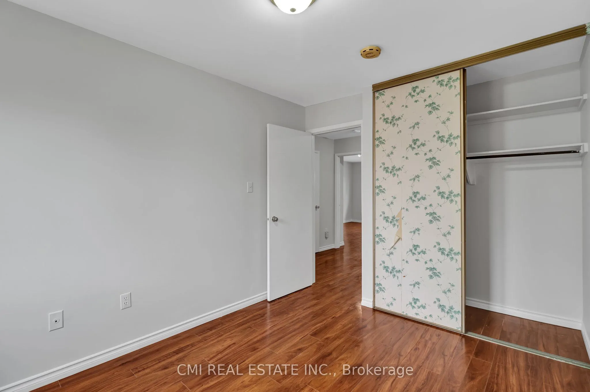 270 TIMBERBANK Boulevard, #6