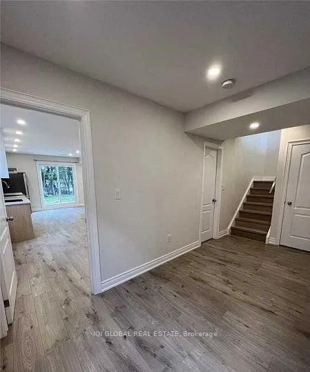 92 Heatherside Drive, #Main