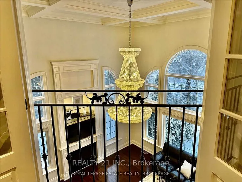 92 Hill Crescent