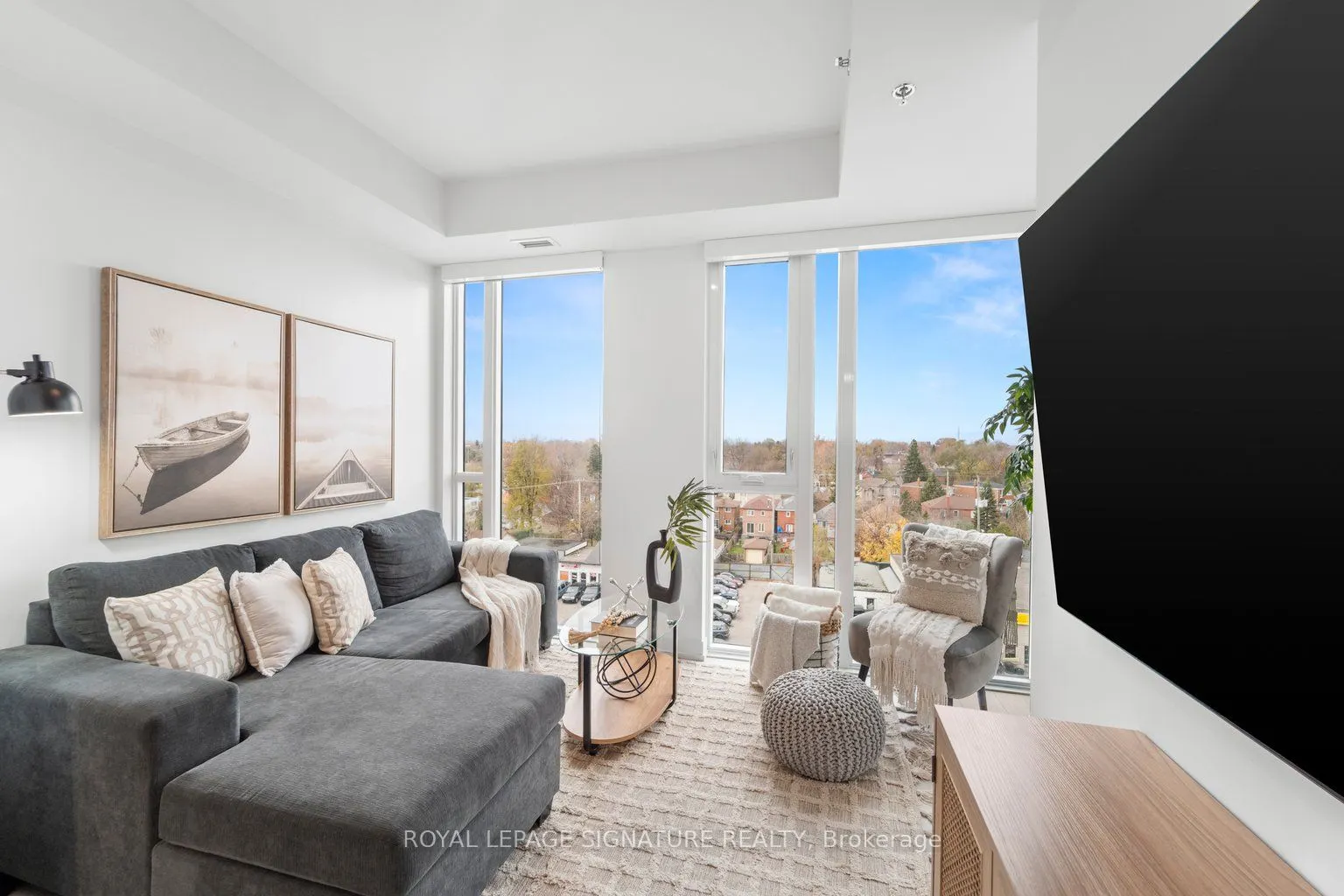 90 Glen Everest Road, #701