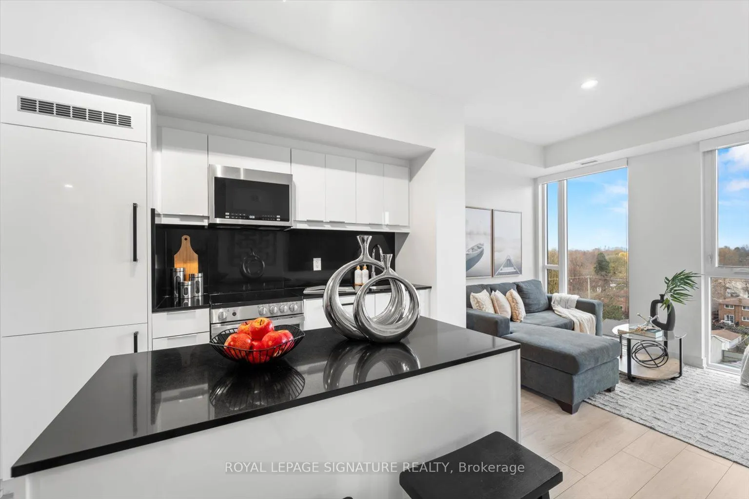 90 Glen Everest Road, #701