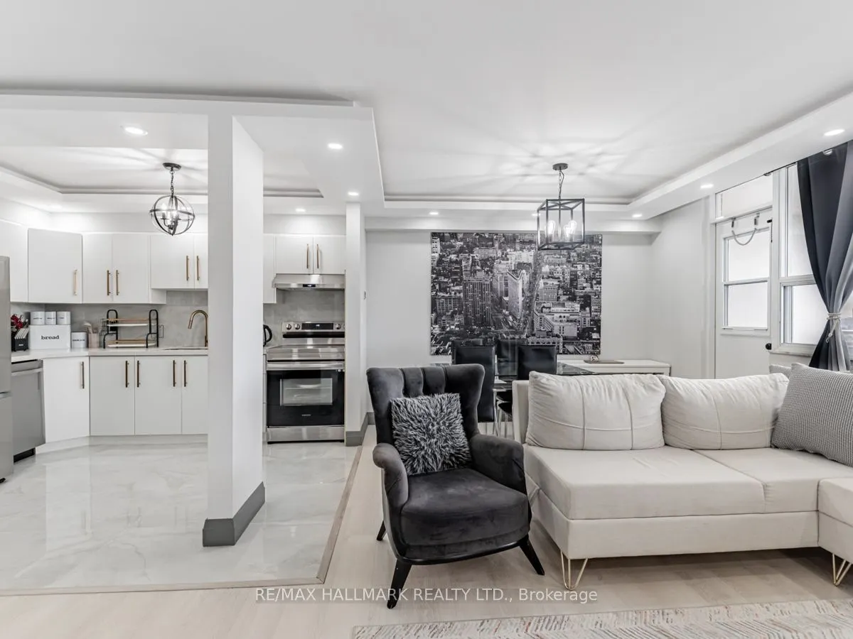2550 Pharmacy Avenue #1206
